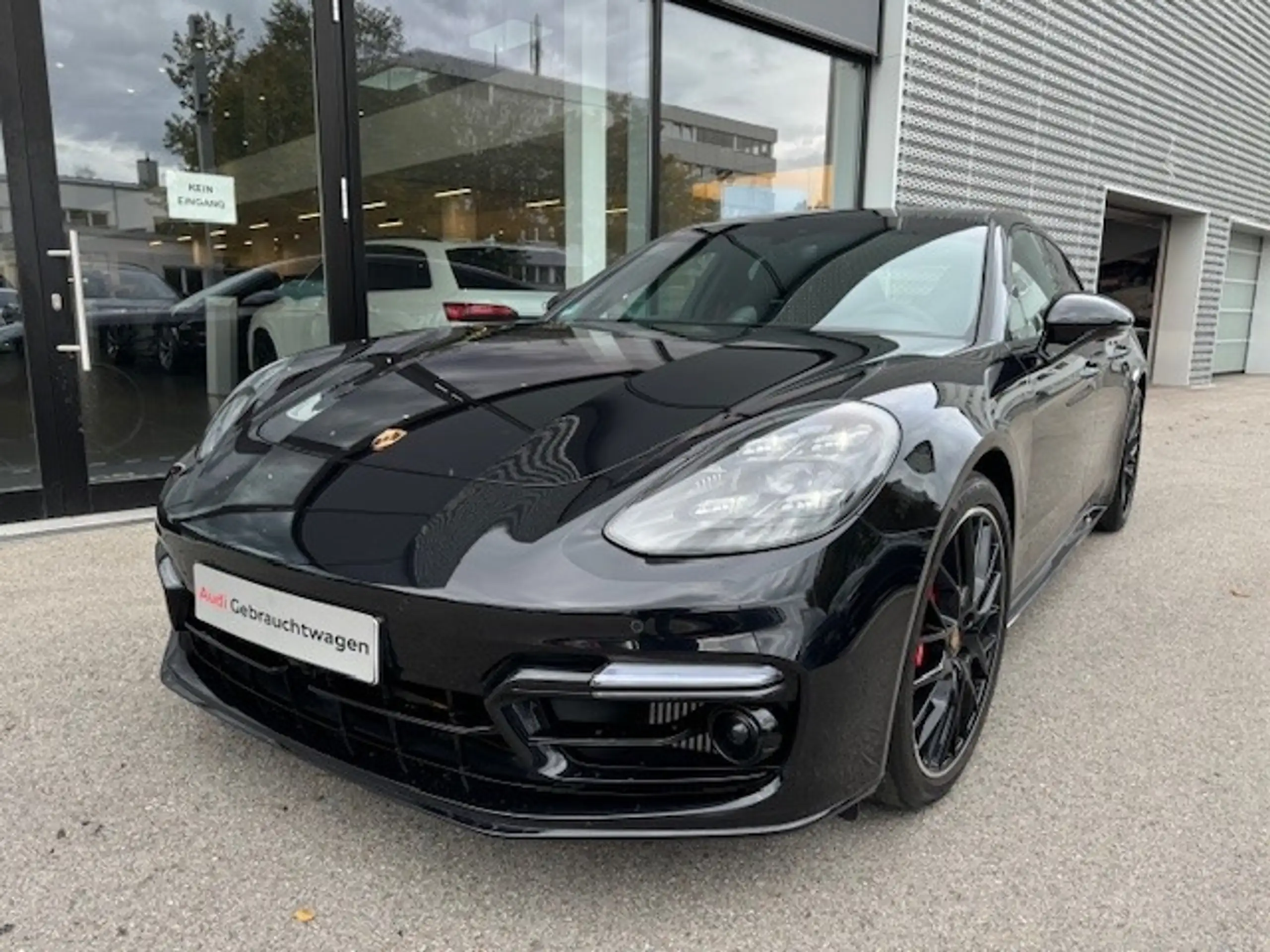 Porsche - Panamera