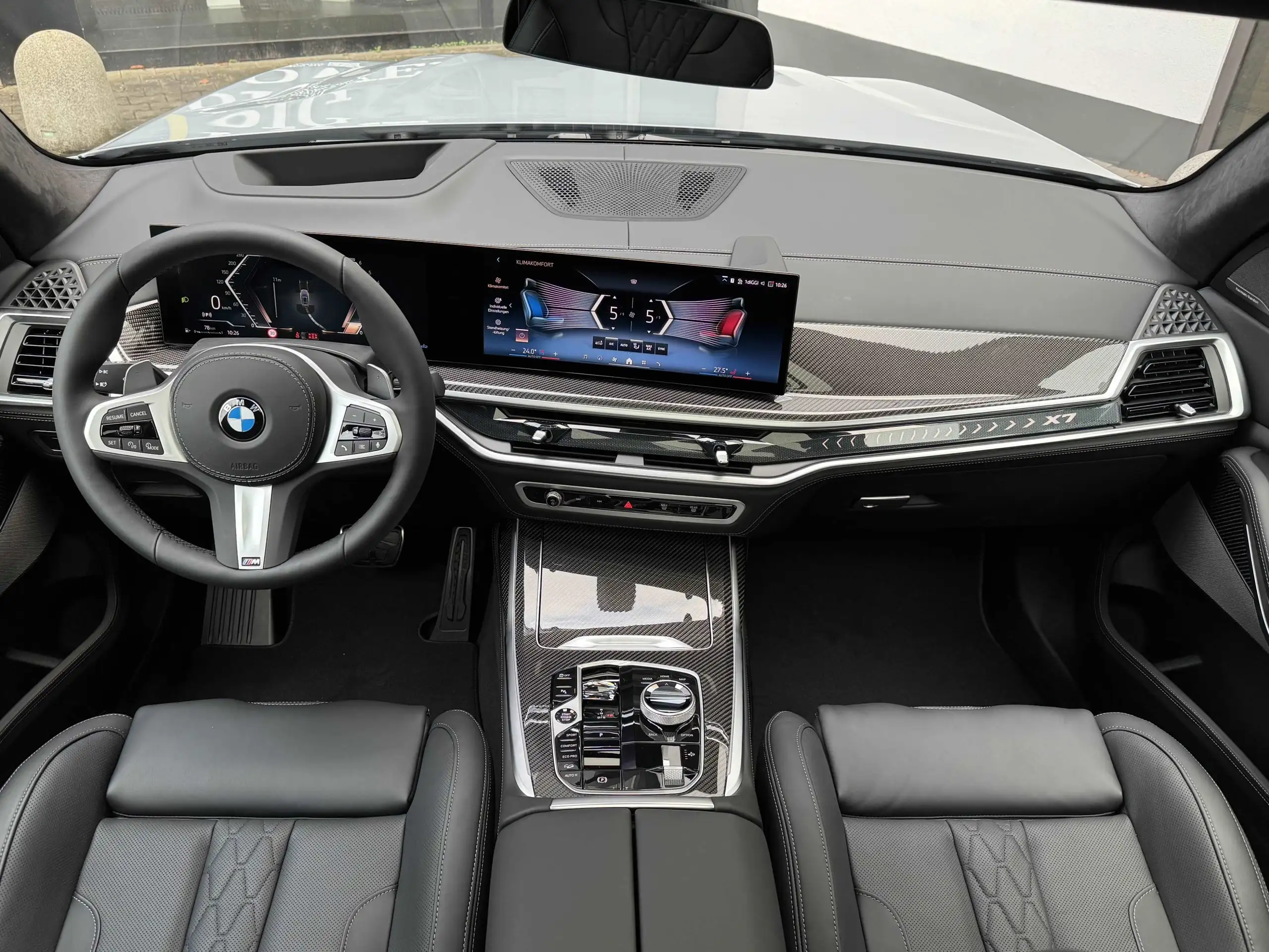 BMW - X7