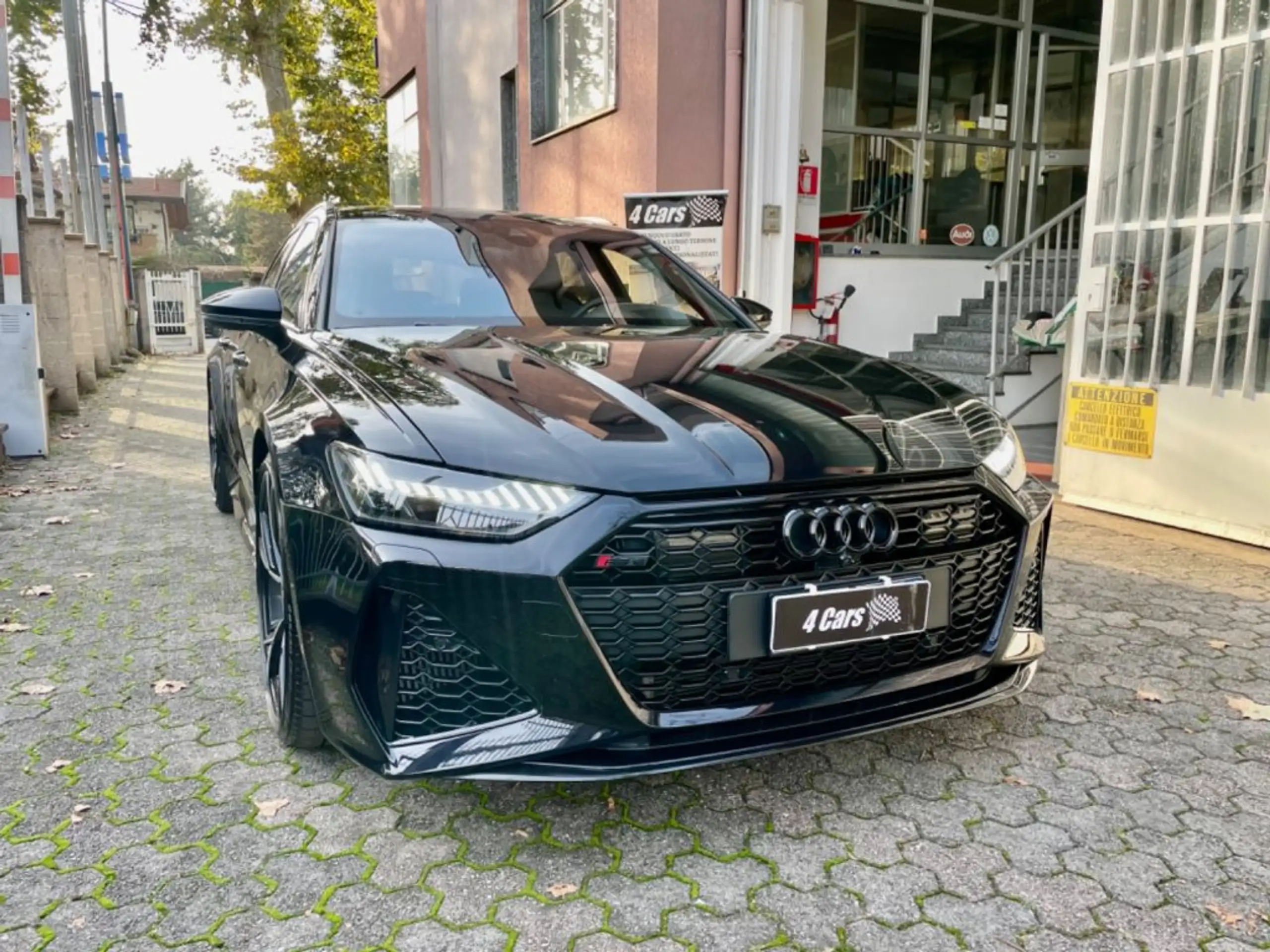 Audi - RS6