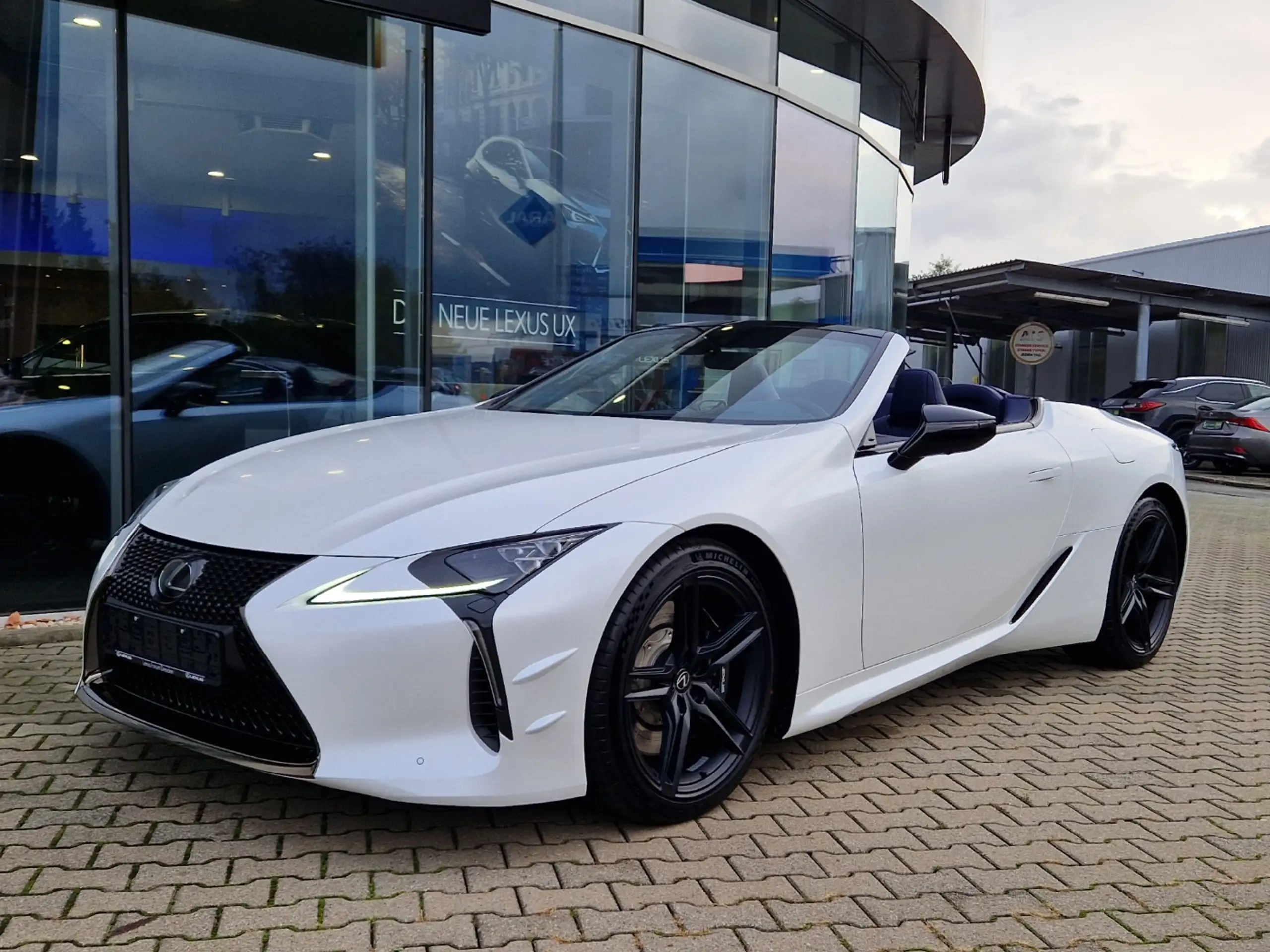 Lexus - LC 500