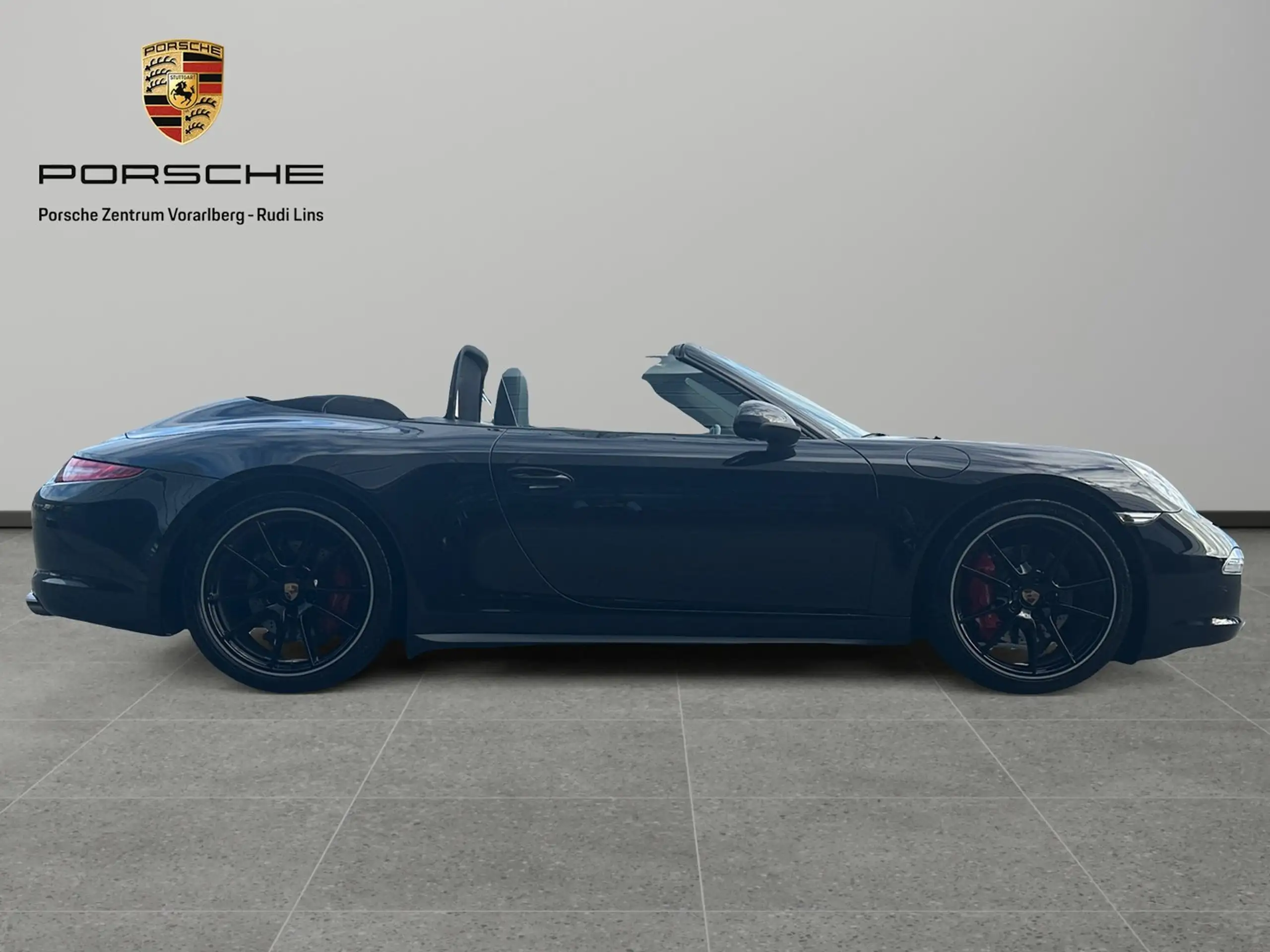 Porsche - 911