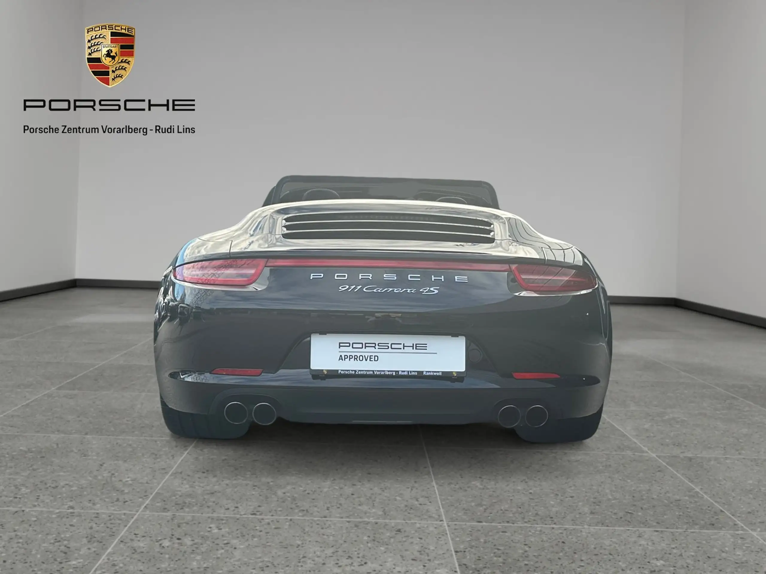 Porsche - 911