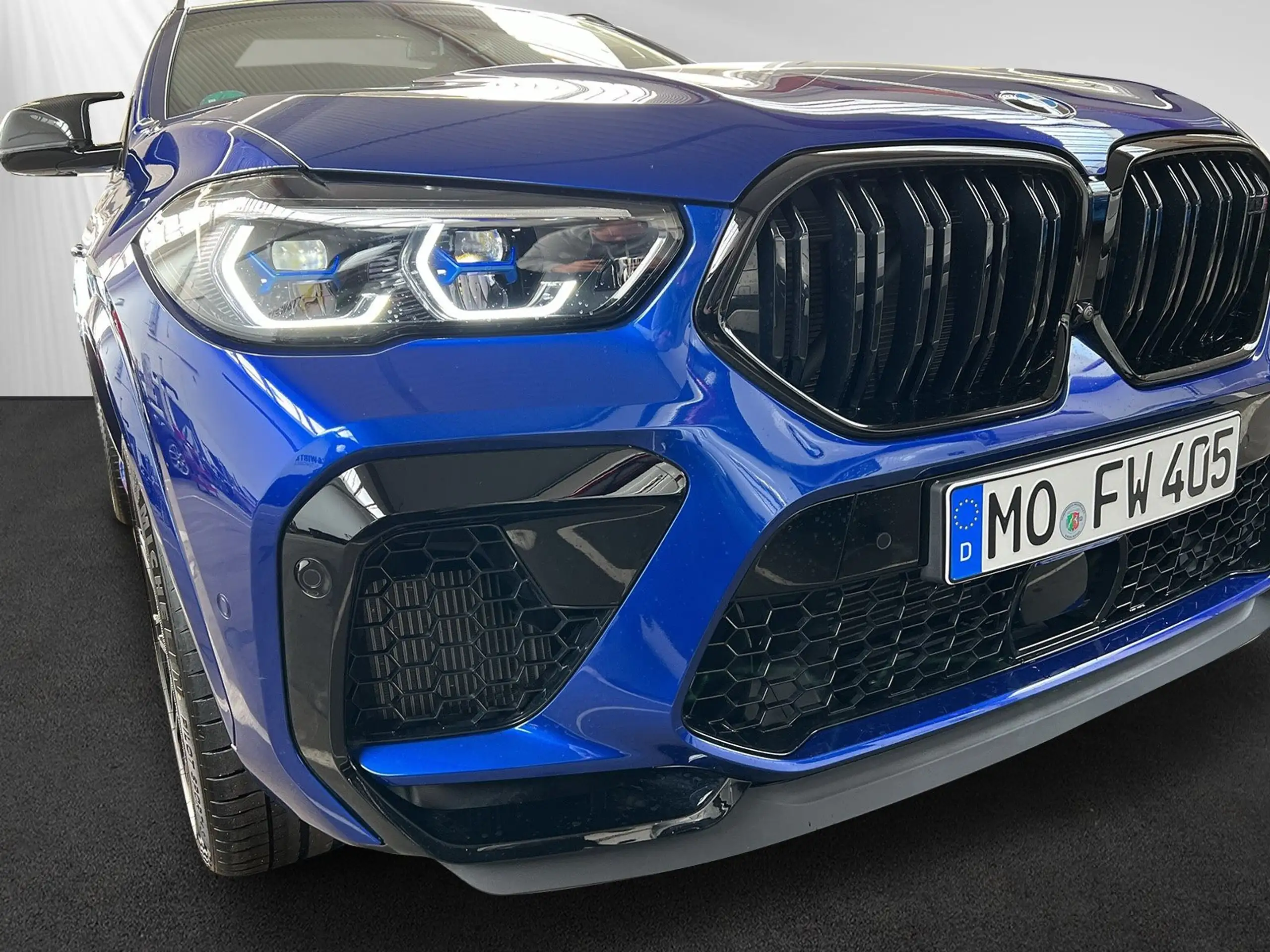 BMW - X6 M