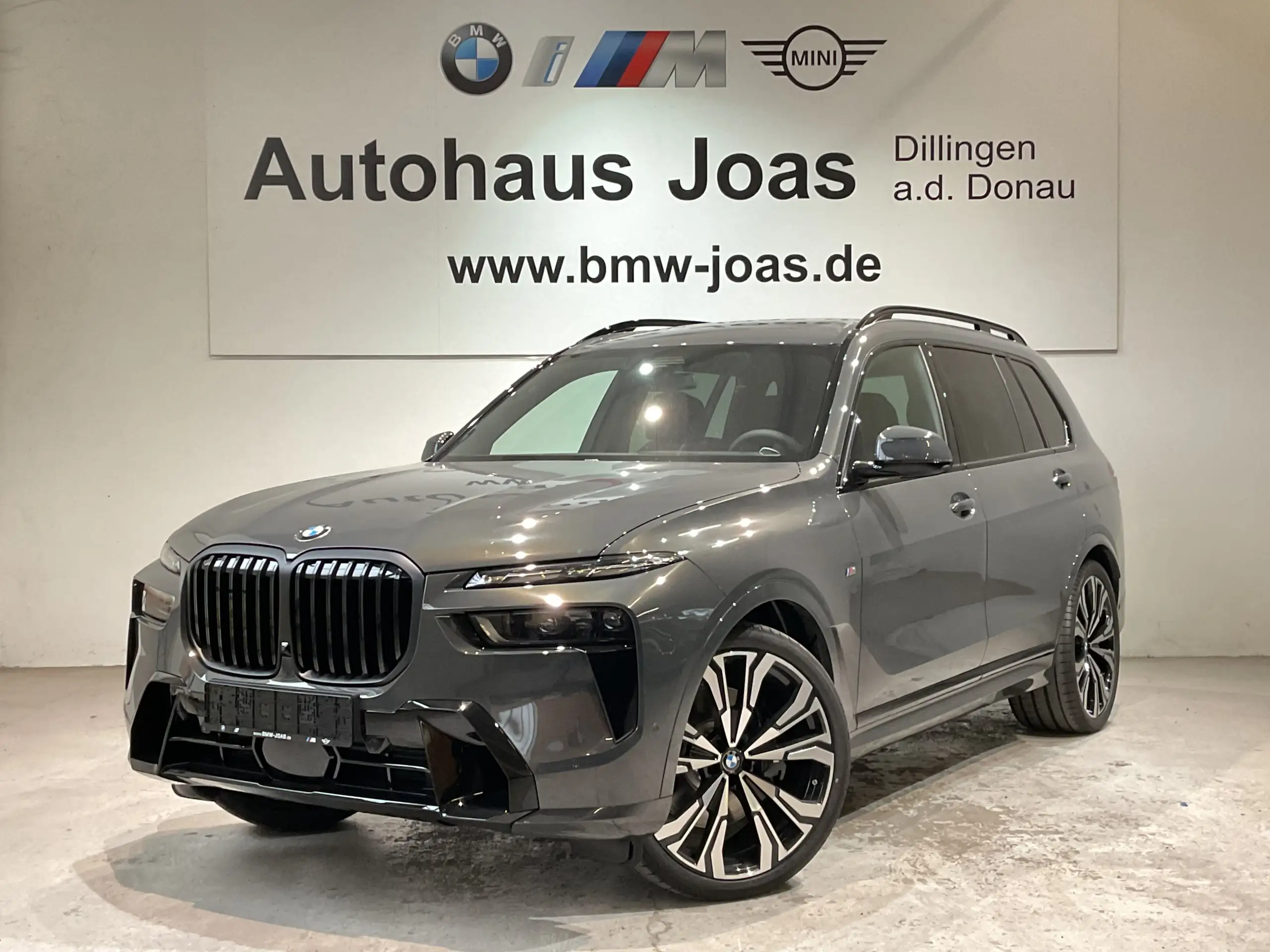 BMW - X7