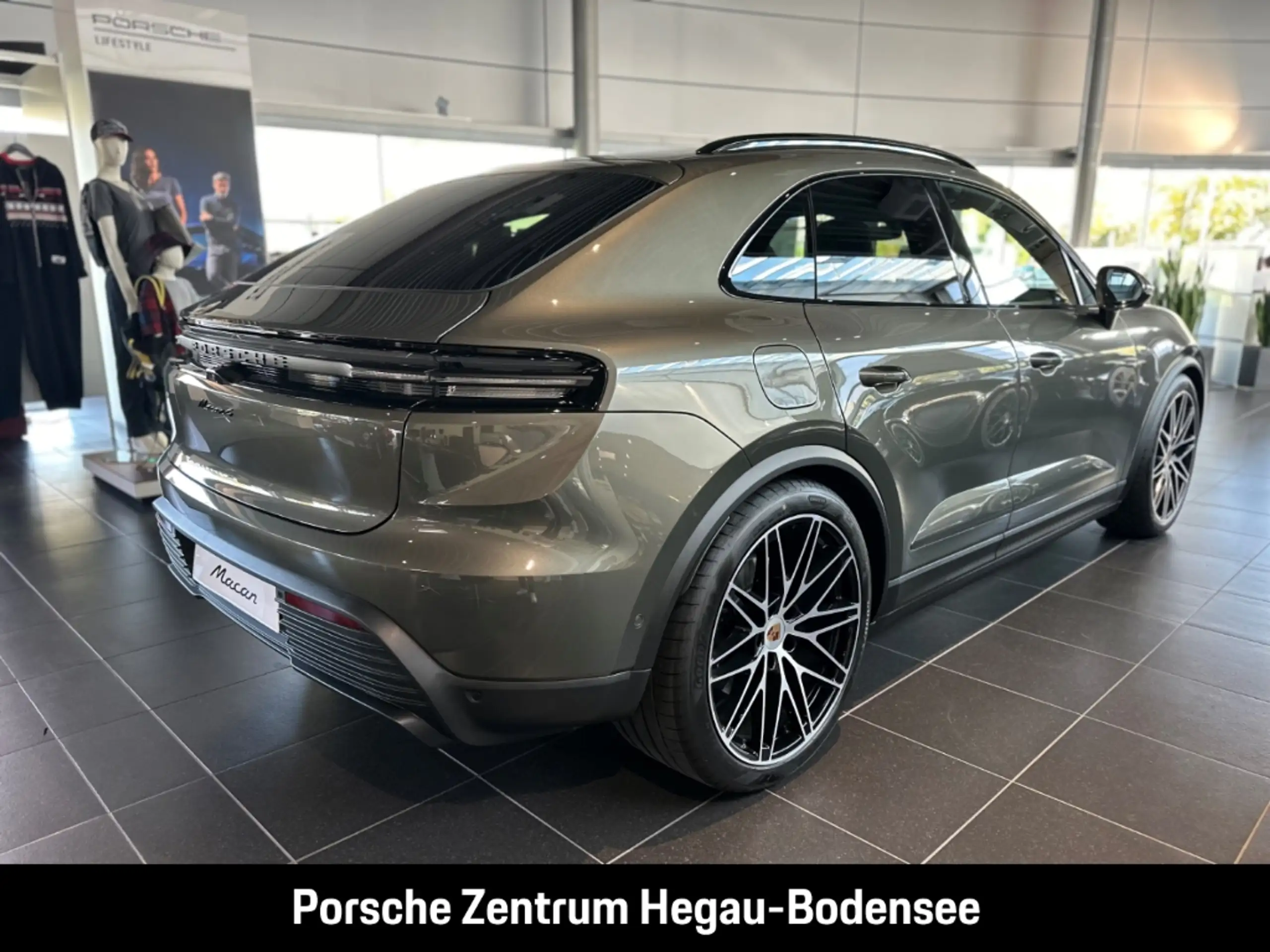 Porsche - Macan