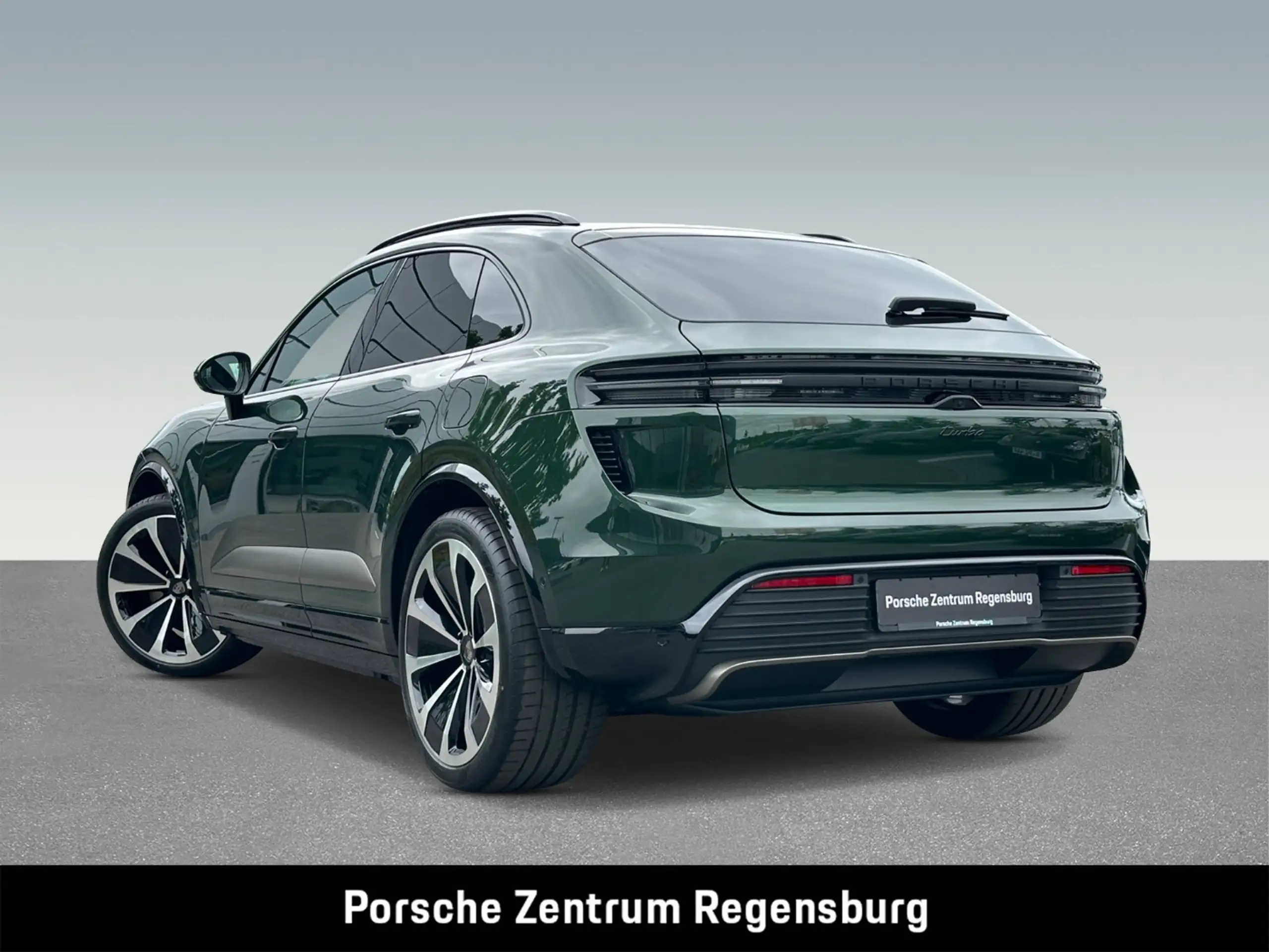 Porsche - Macan