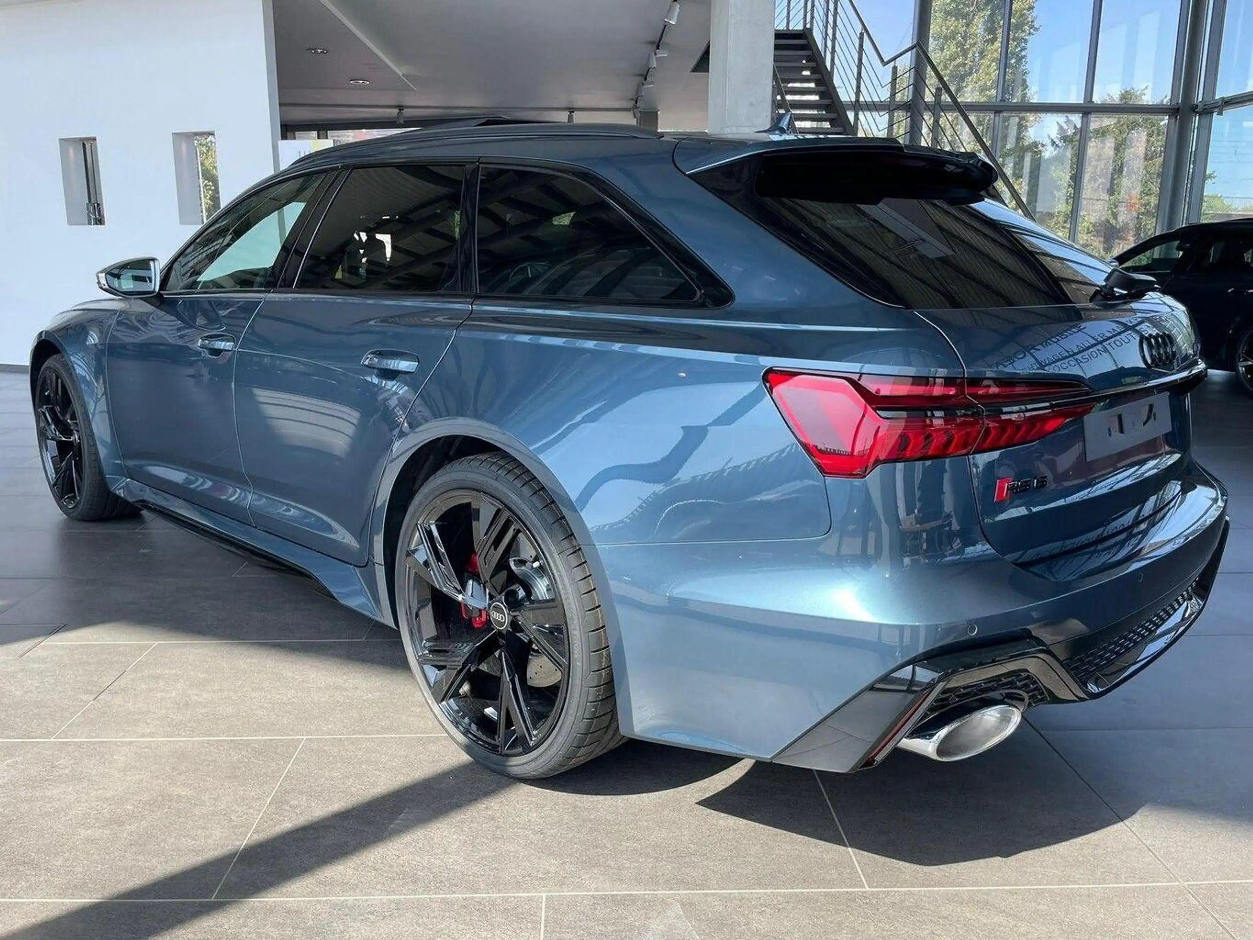 Audi - RS6