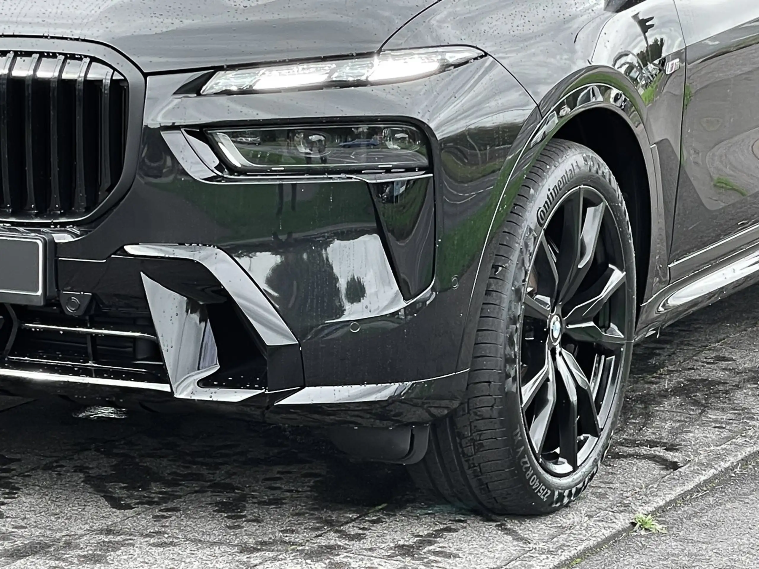 BMW - X7