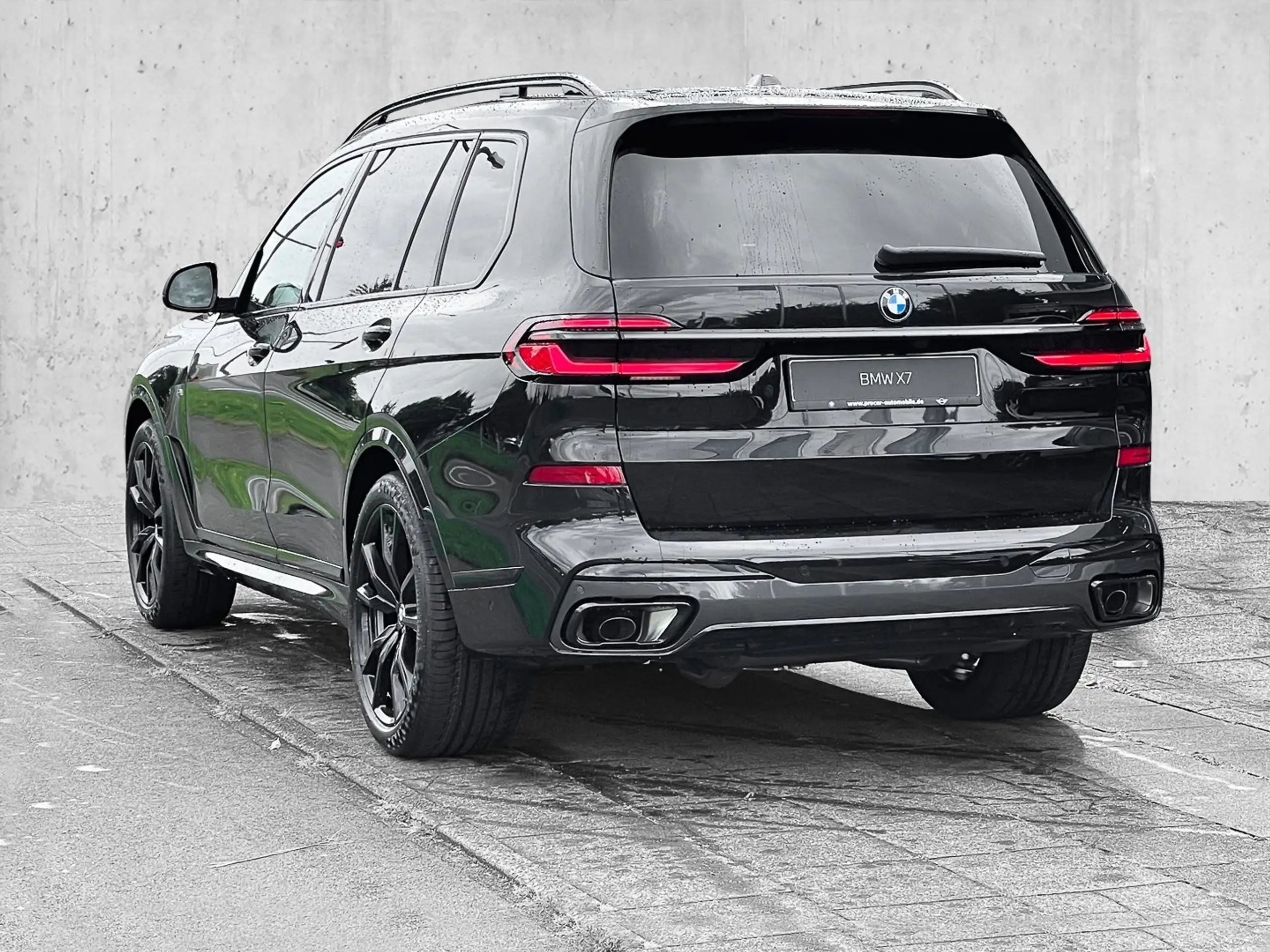 BMW - X7