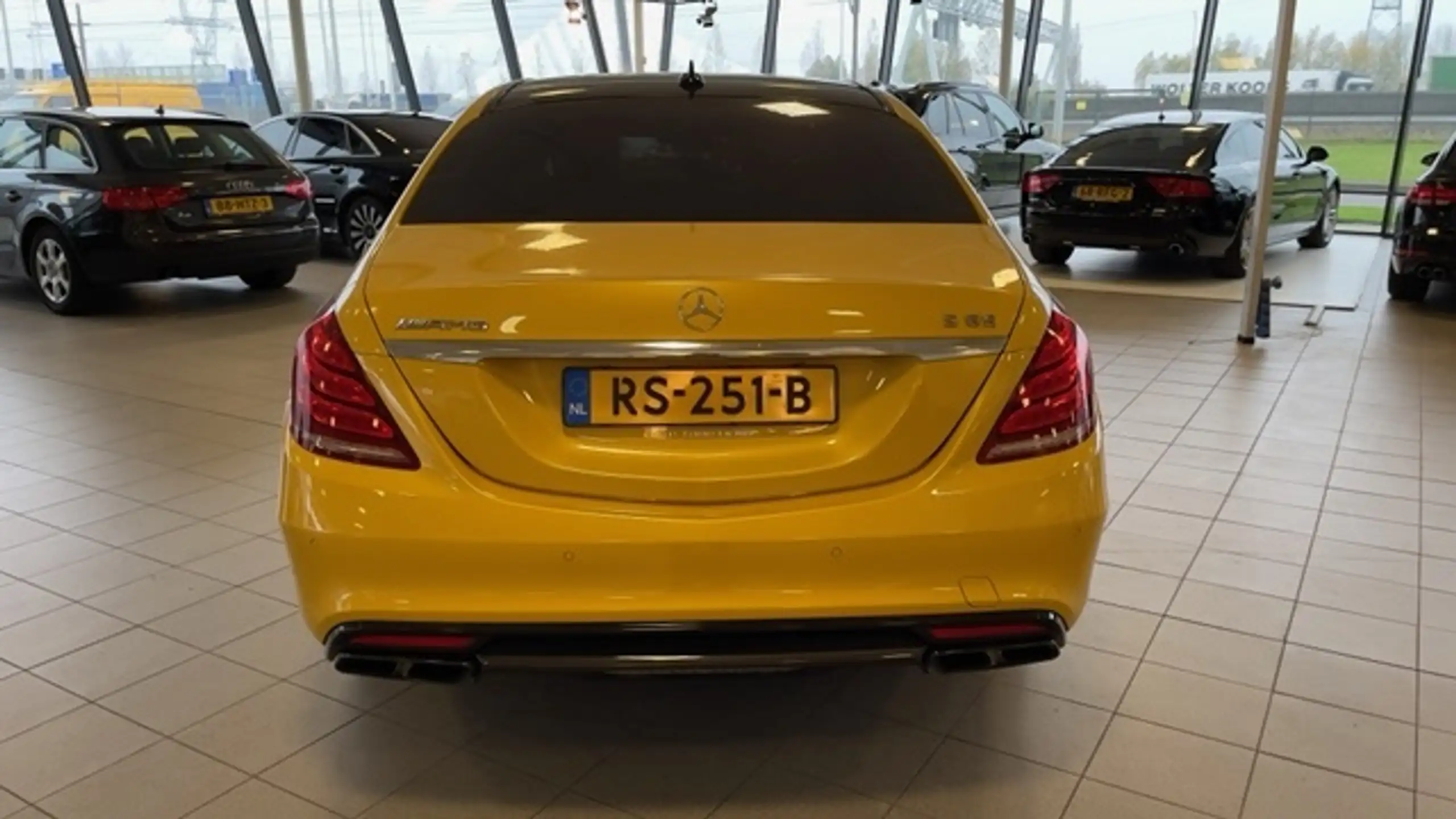 Mercedes-Benz - S 65 AMG