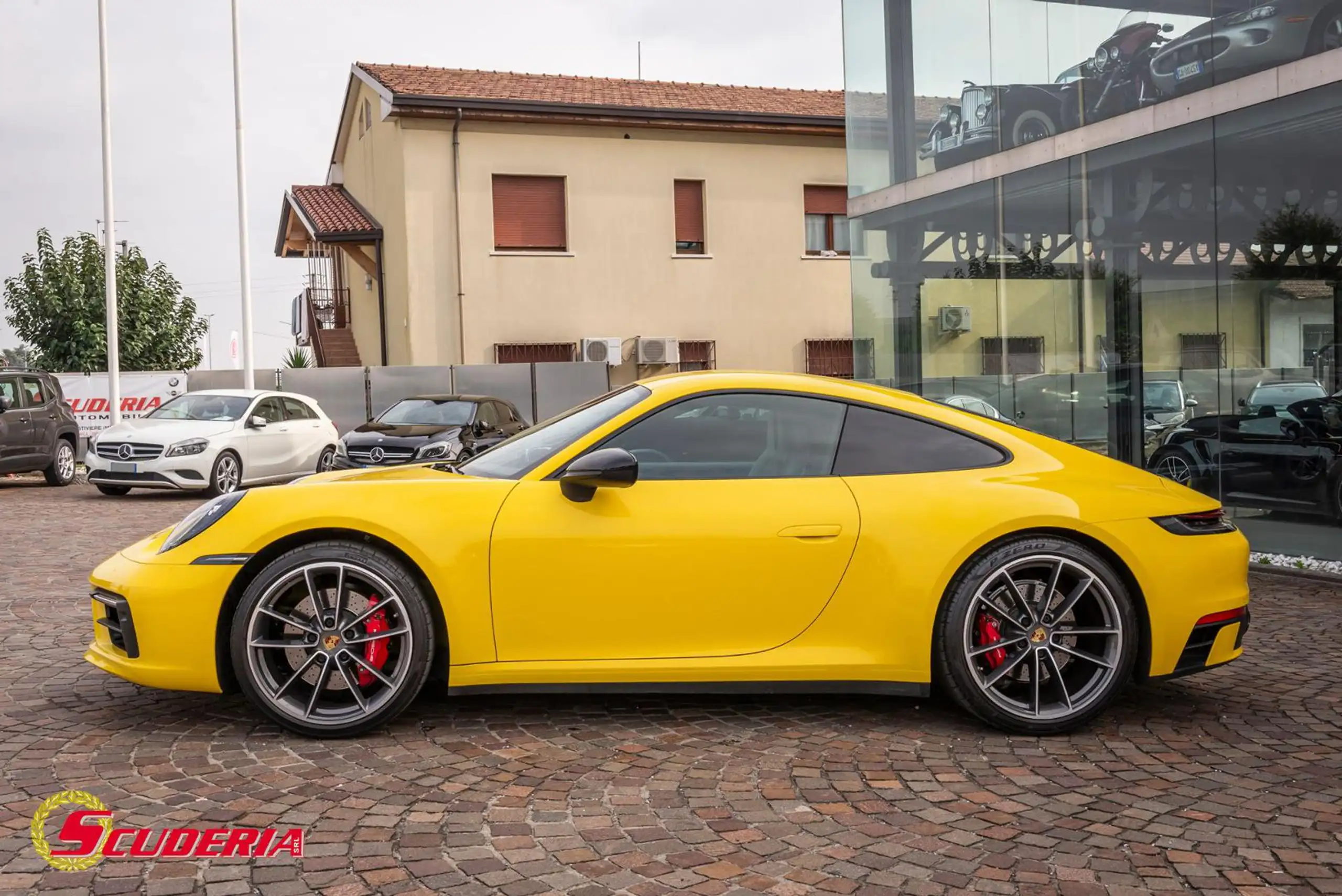 Porsche - 992