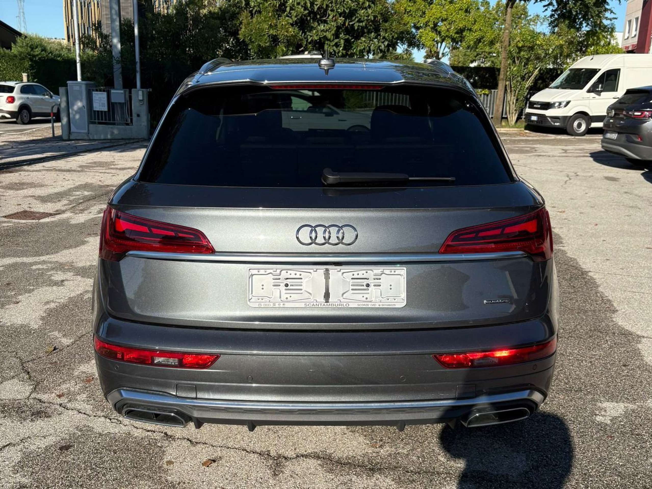 Audi - Q5