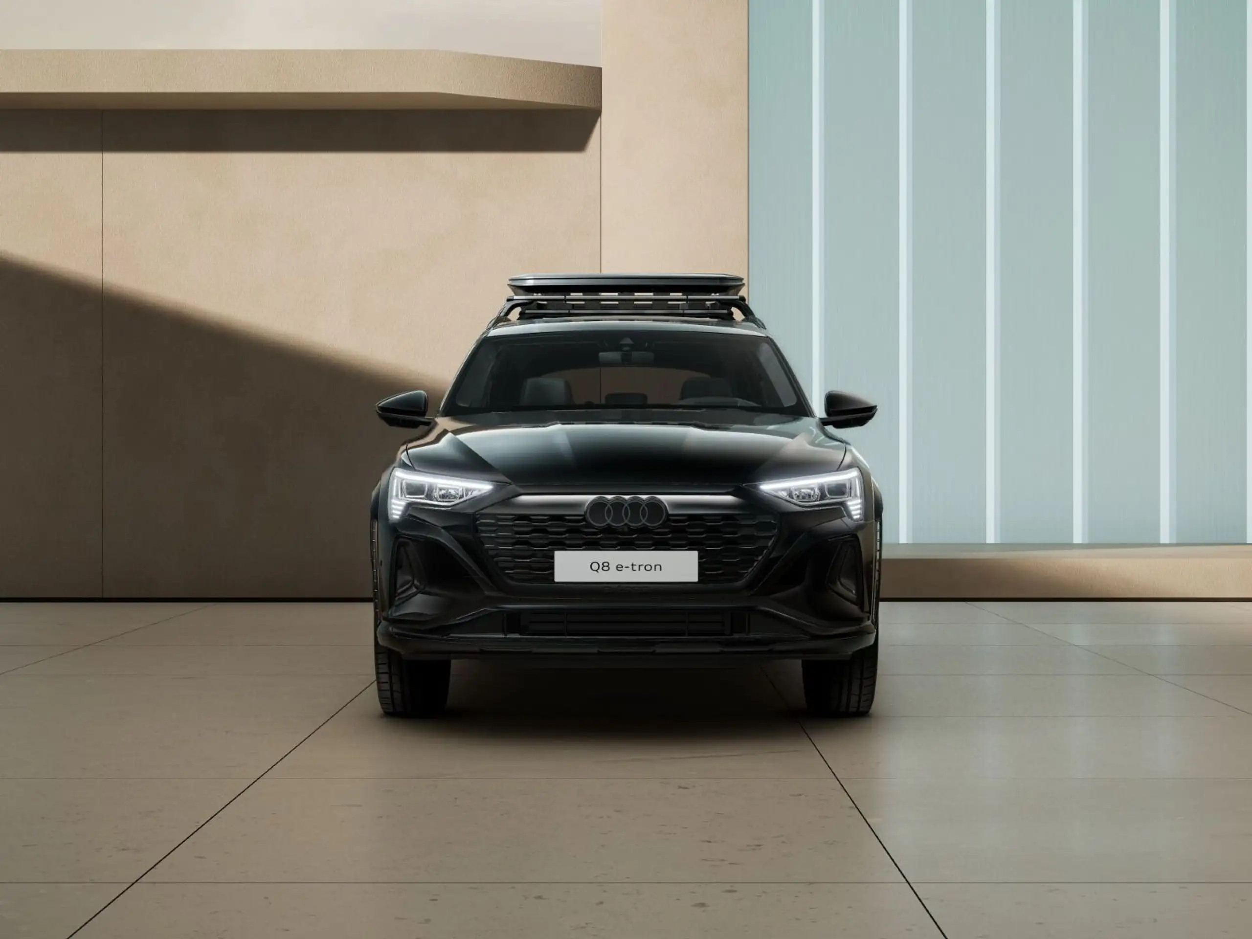 Audi - Q8 e-tron