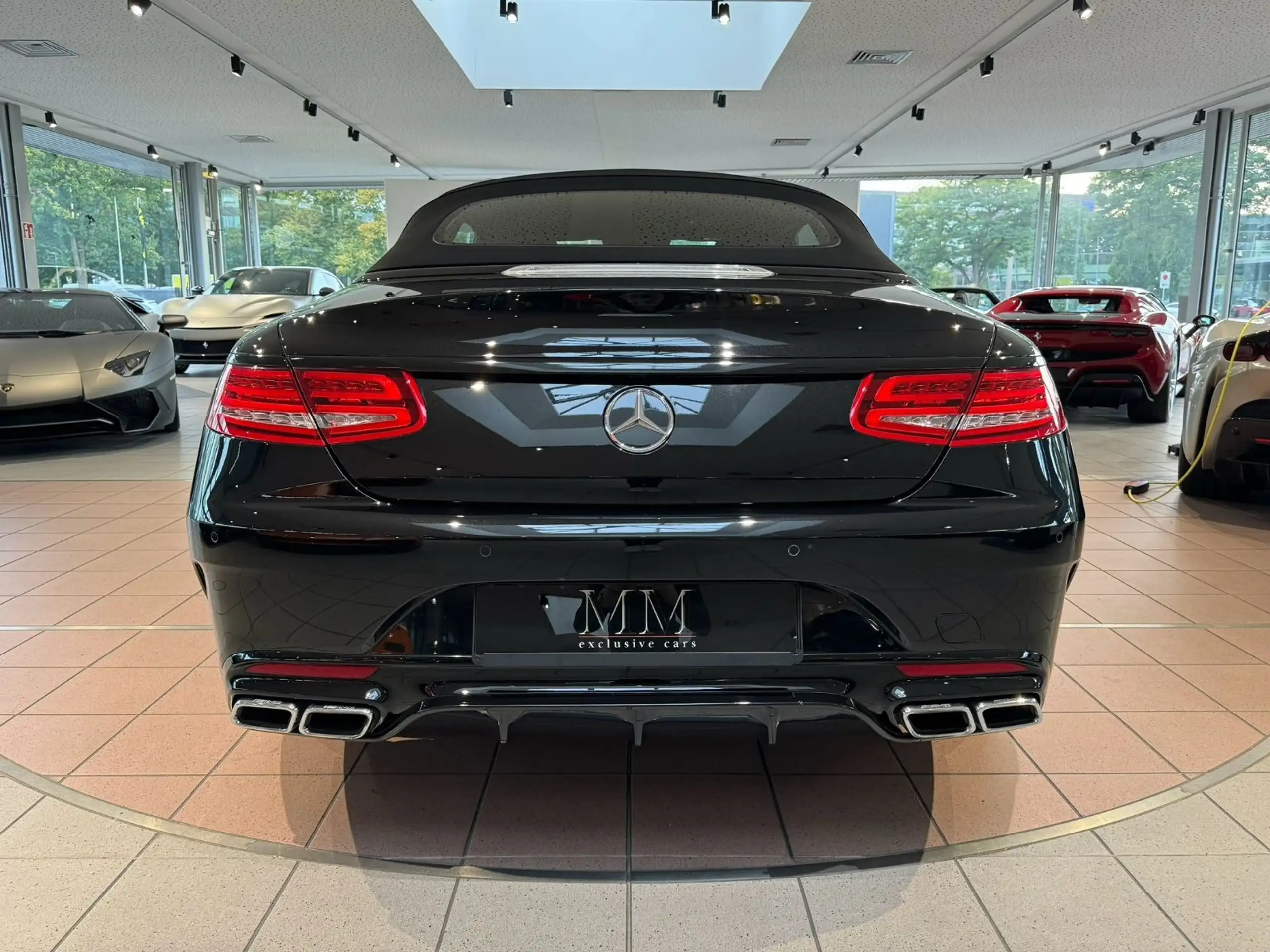 Mercedes-Benz - S 63 AMG