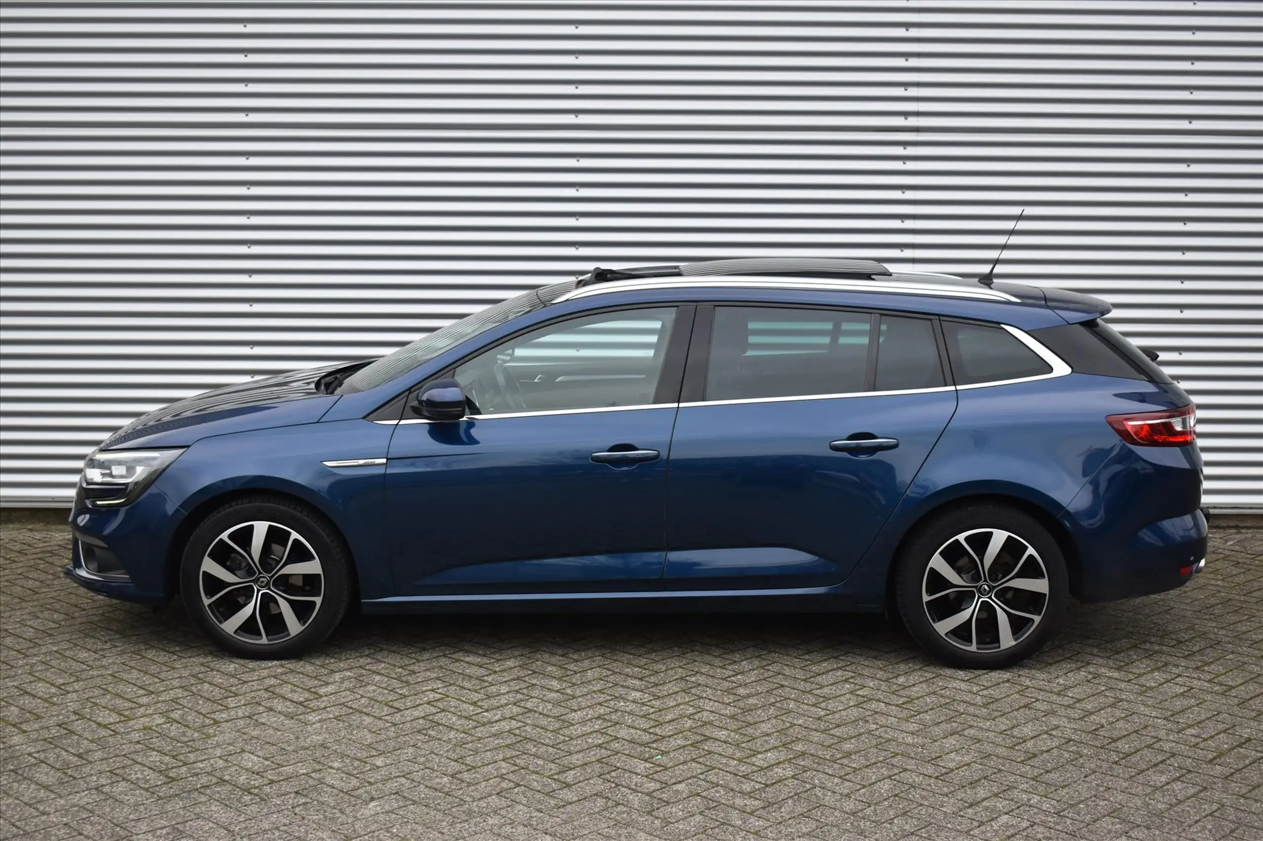 Renault - Megane