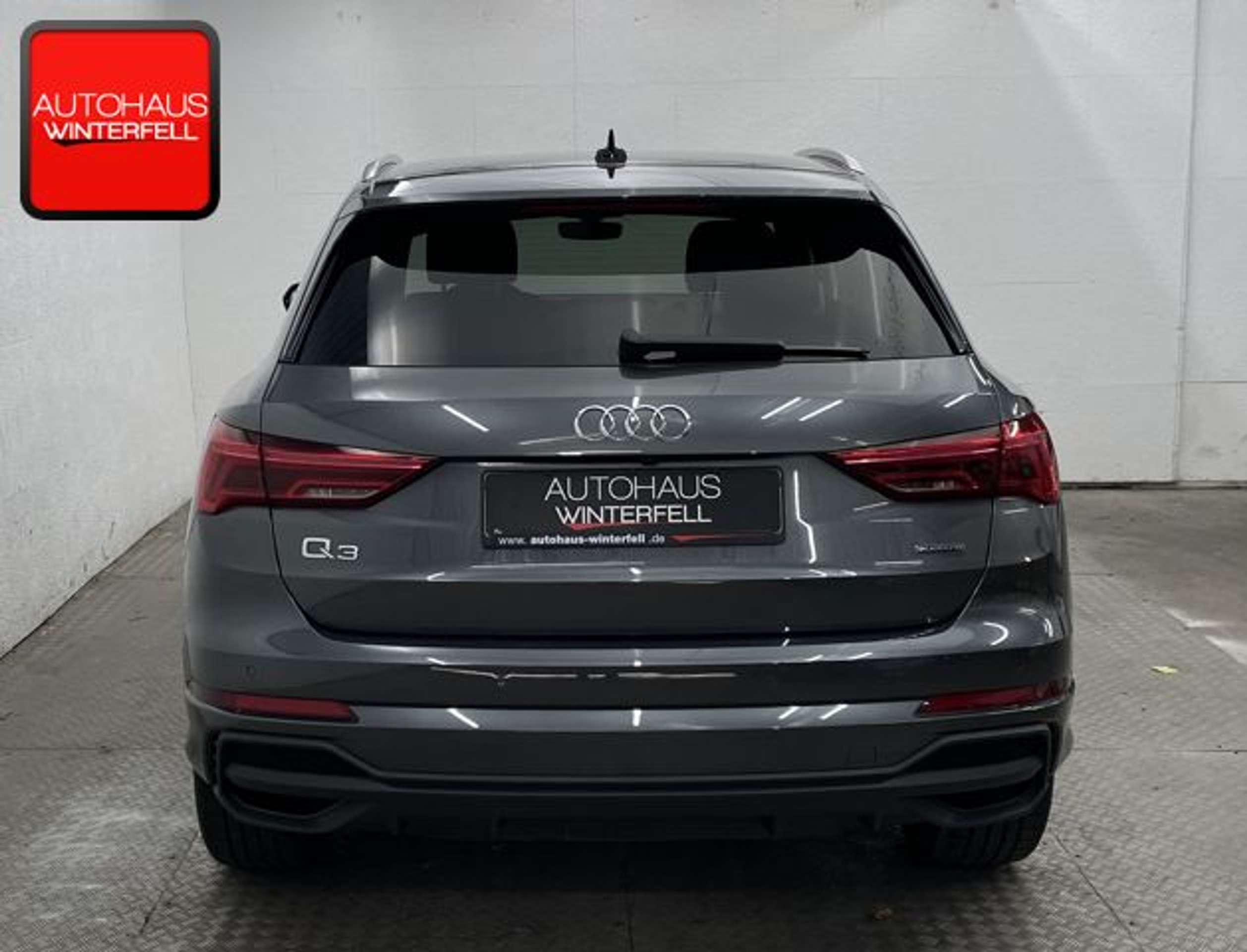 Audi - Q3