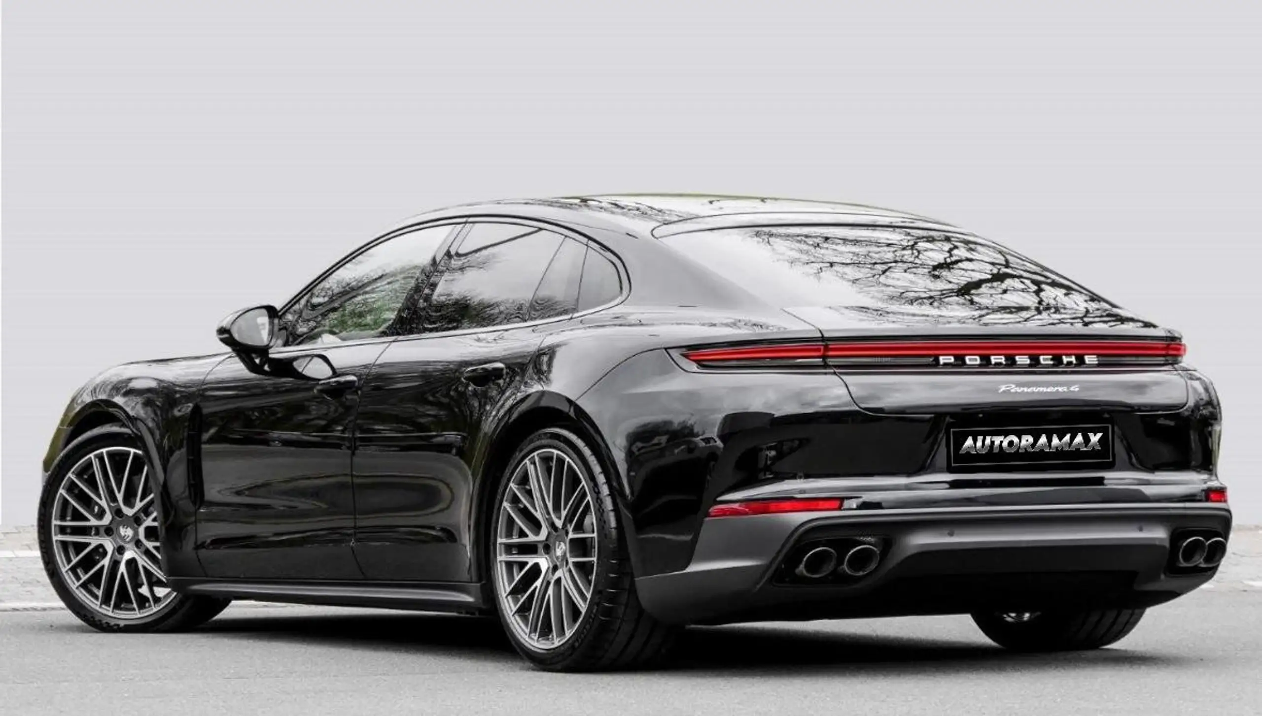 Porsche - Panamera