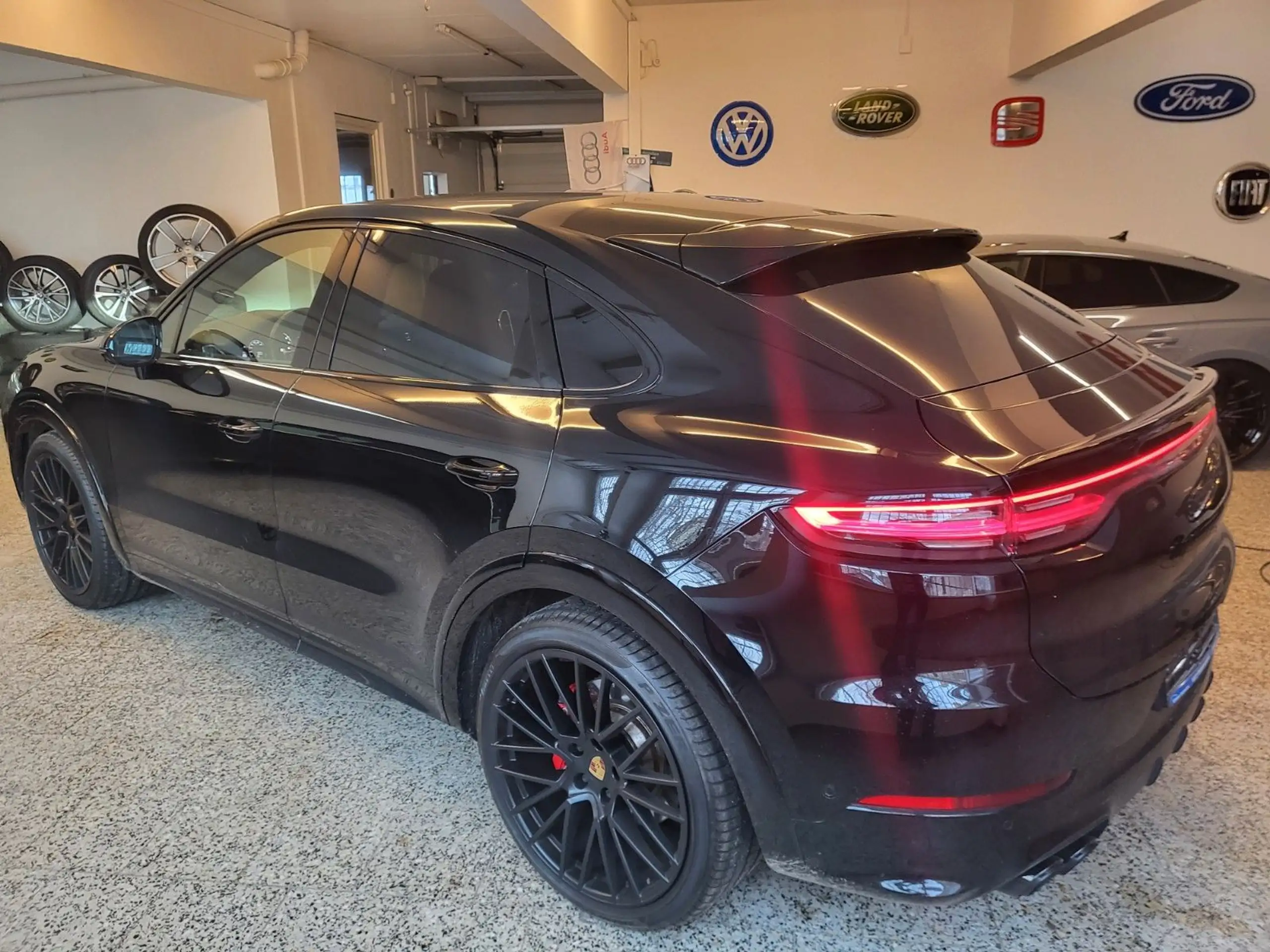 Porsche - Cayenne