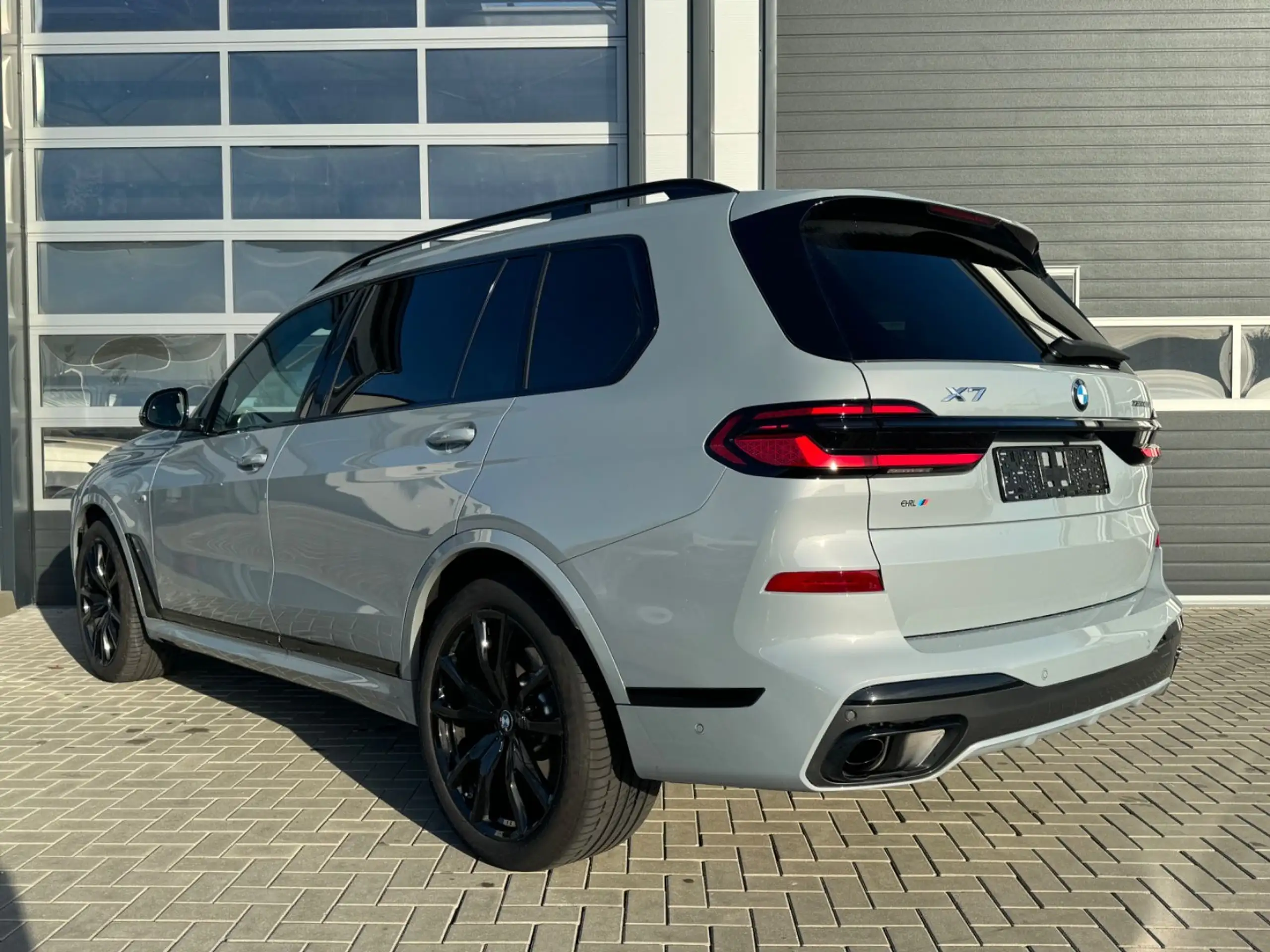 BMW - X7