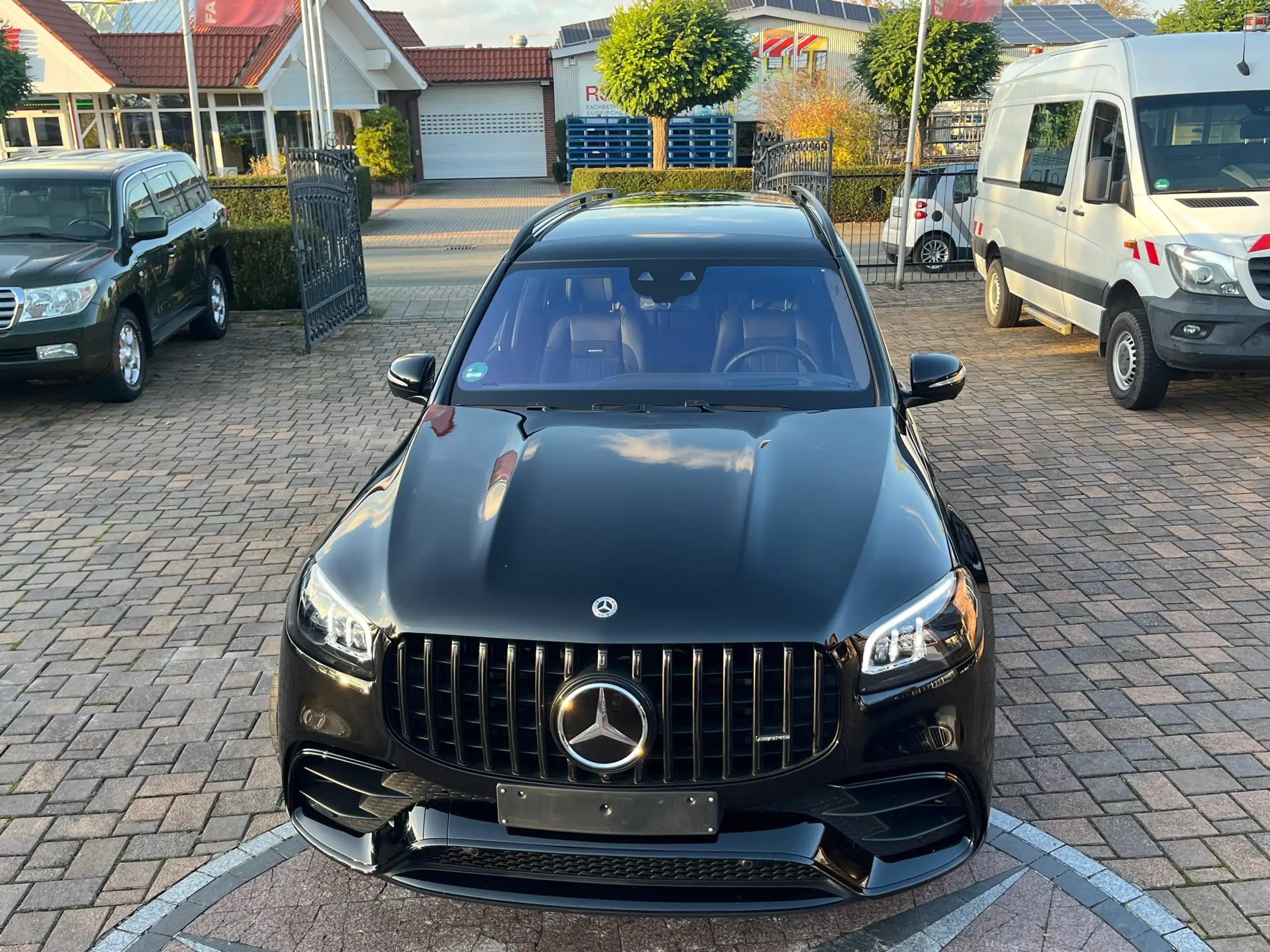 Mercedes-Benz - GLS 63 AMG