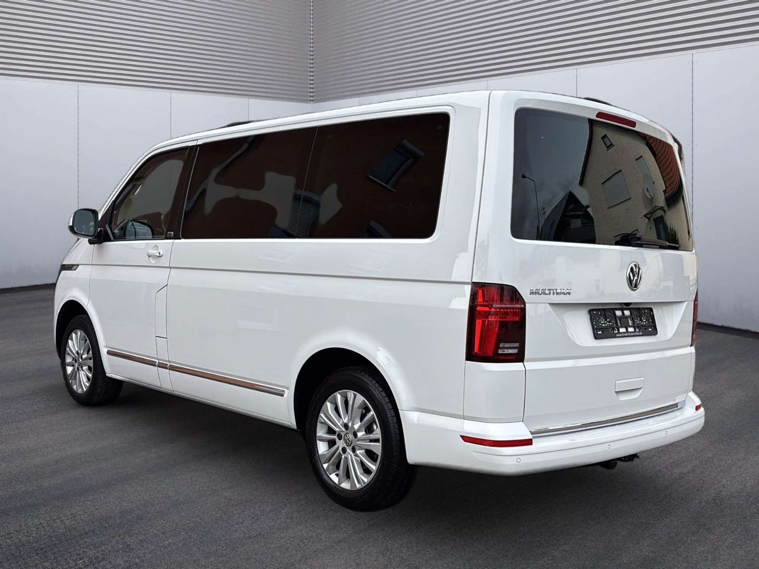 Volkswagen - T6 Multivan