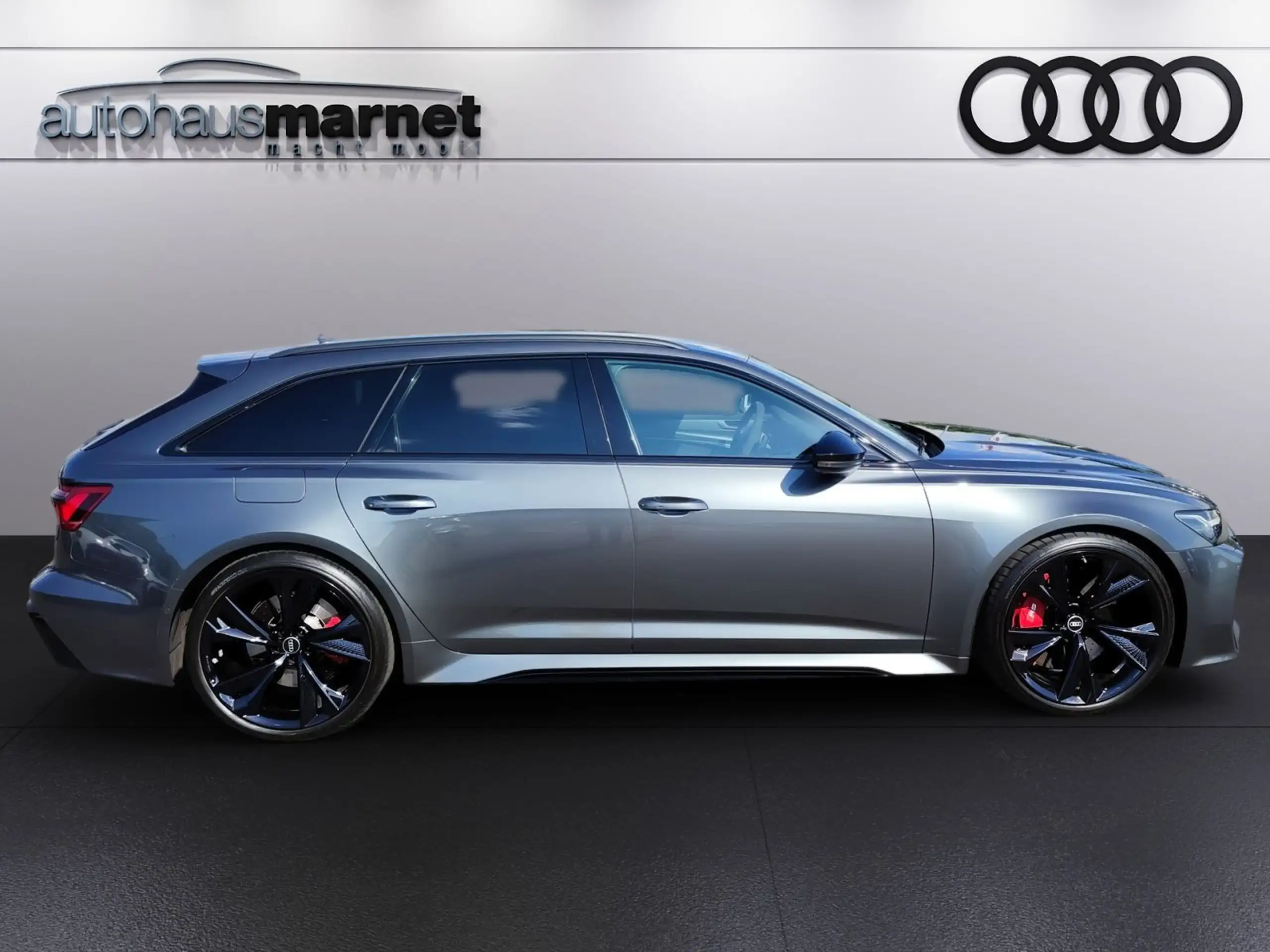 Audi - RS6