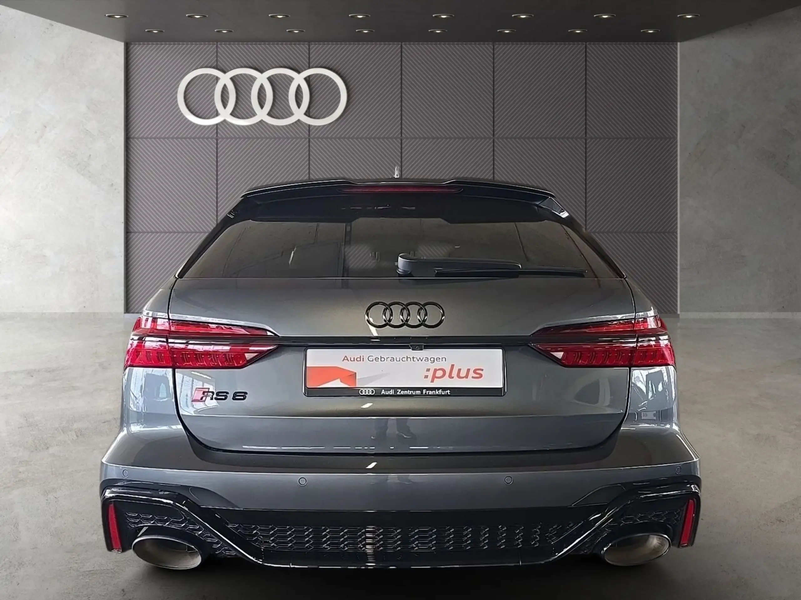 Audi - RS6