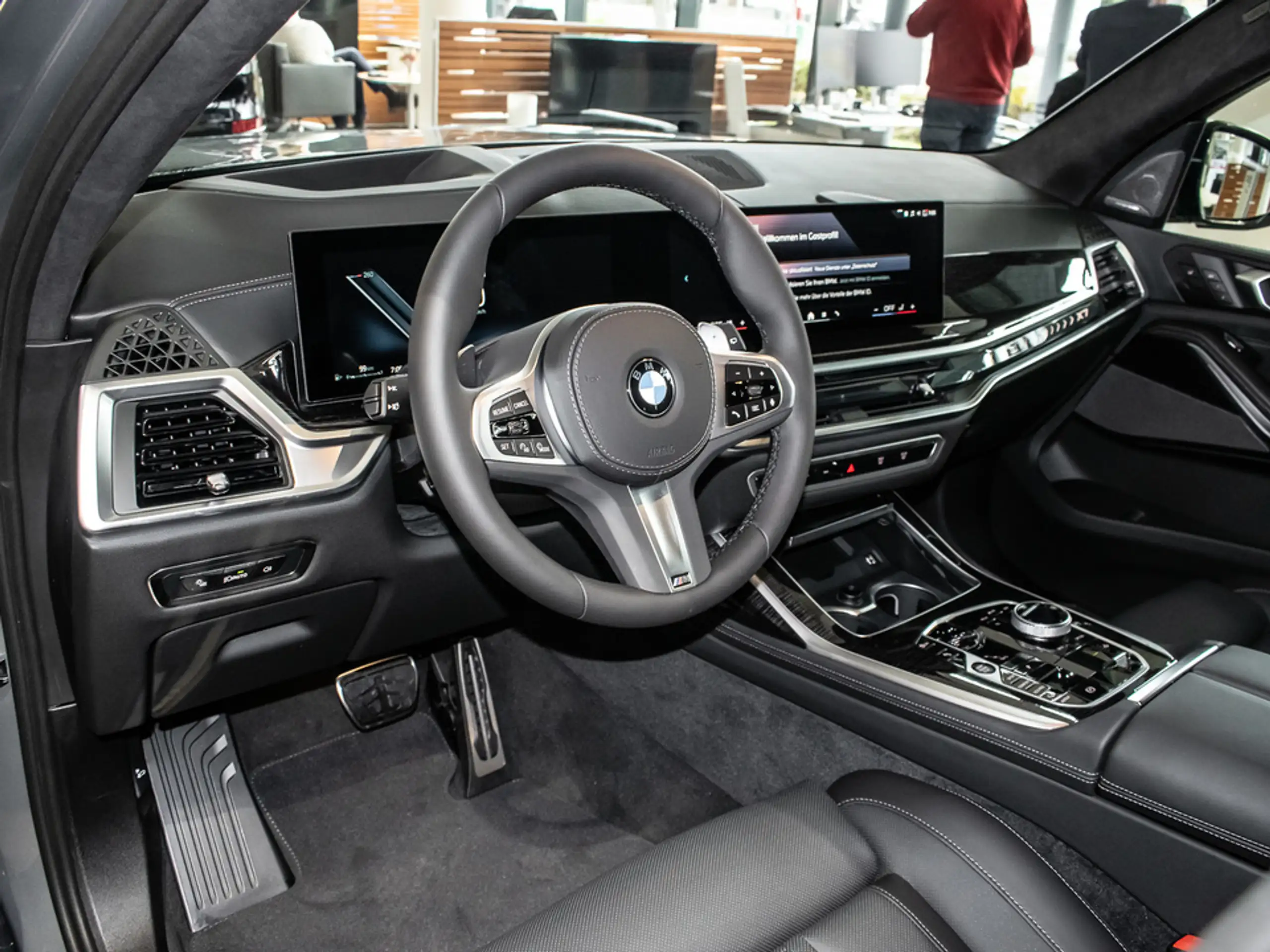 BMW - X7