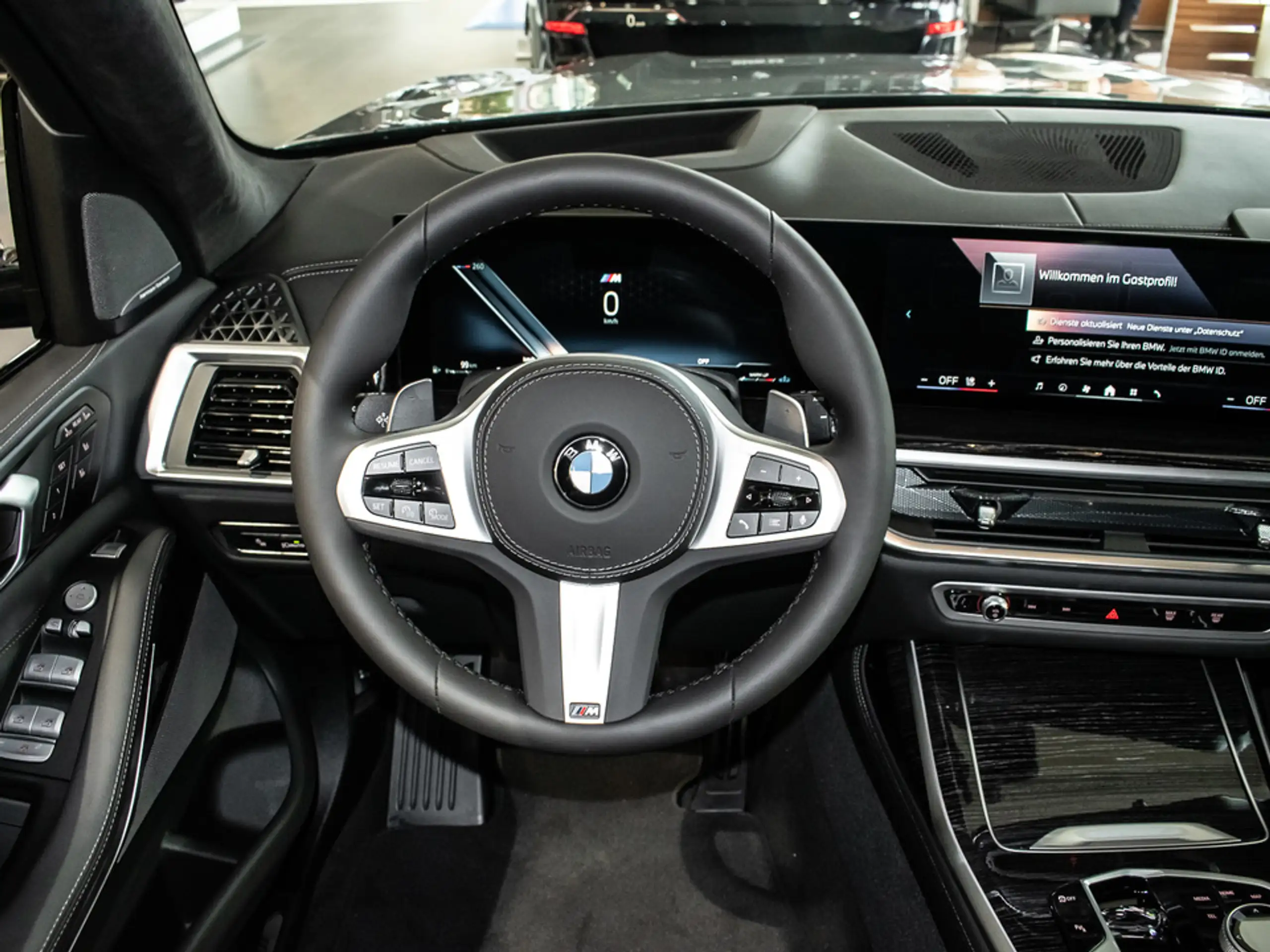 BMW - X7