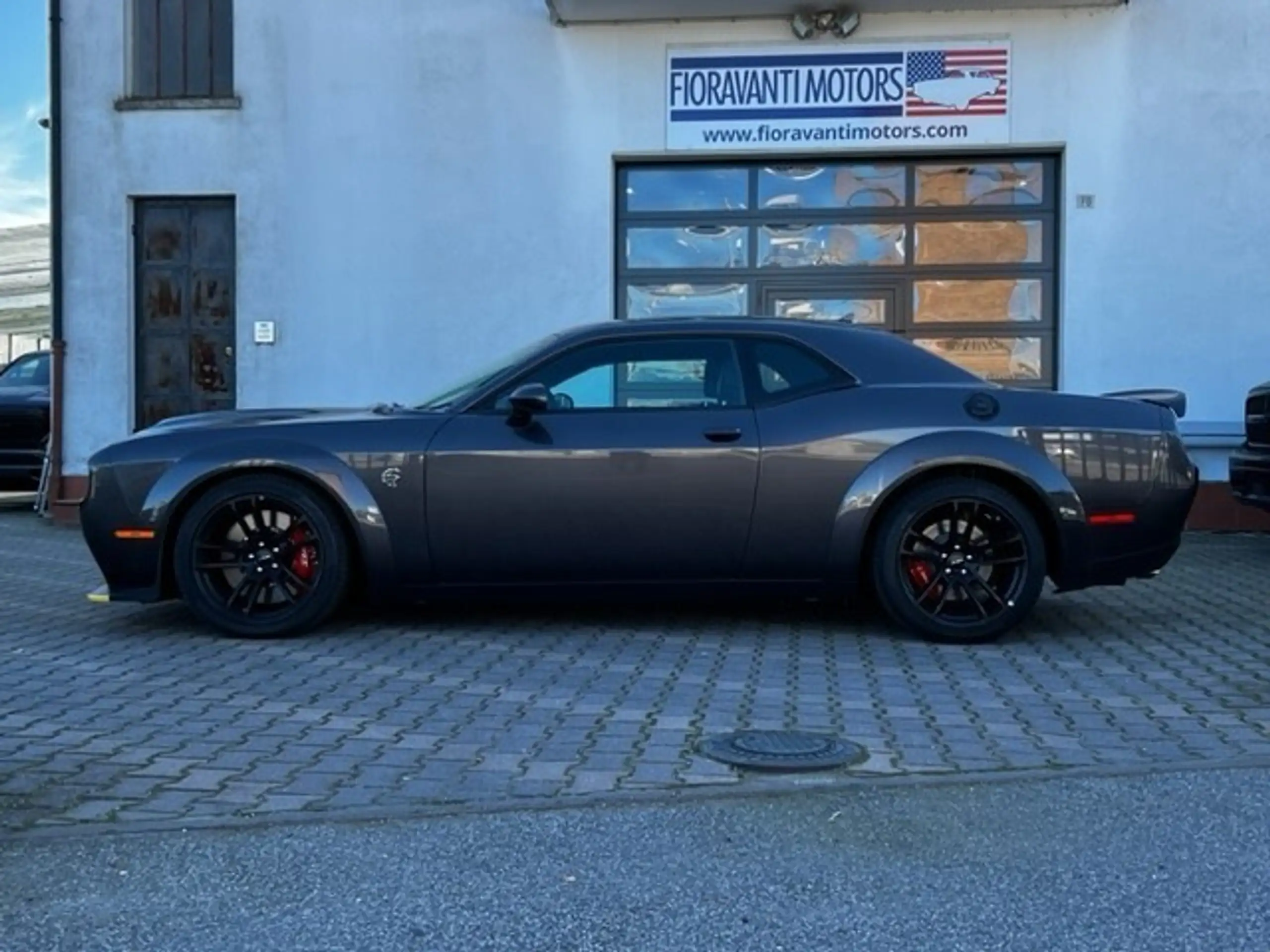 Dodge - Challenger