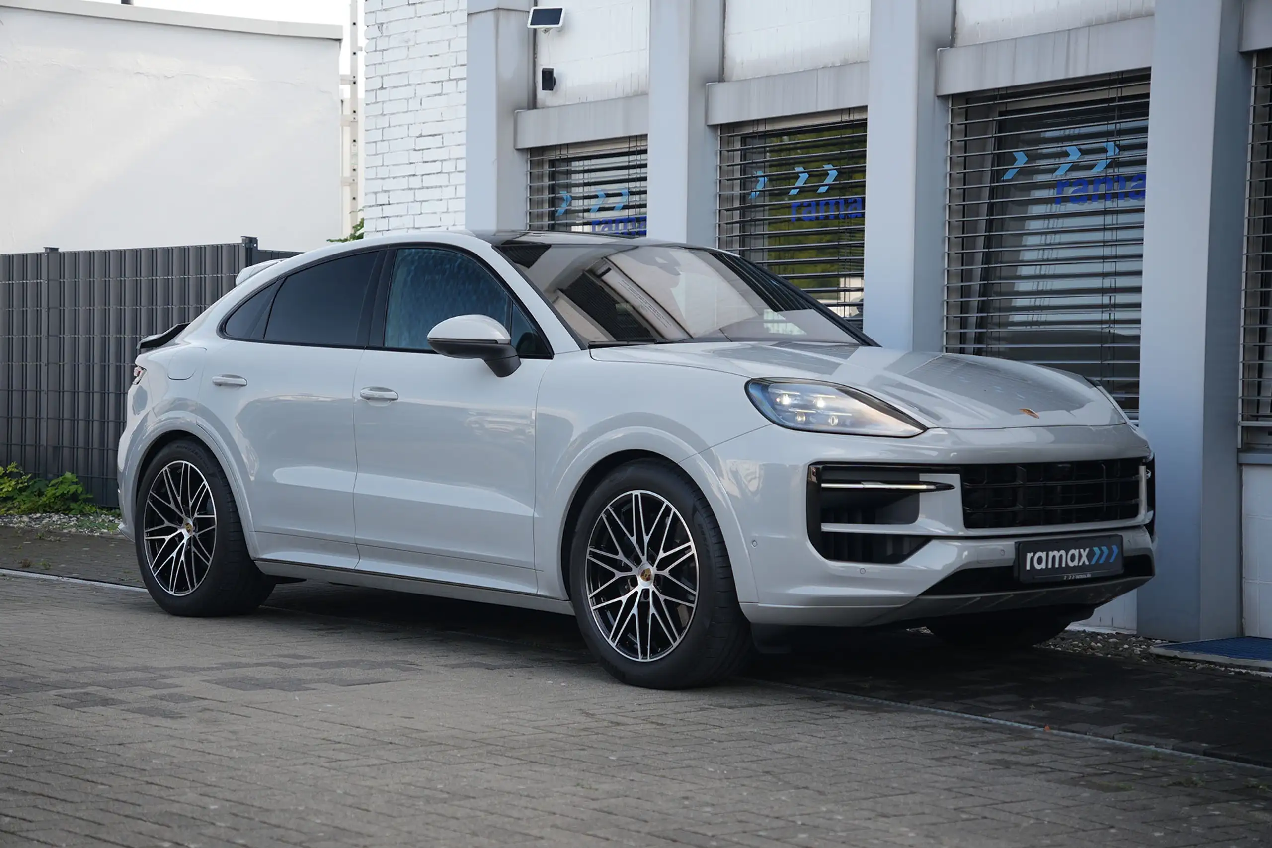 Porsche - Cayenne