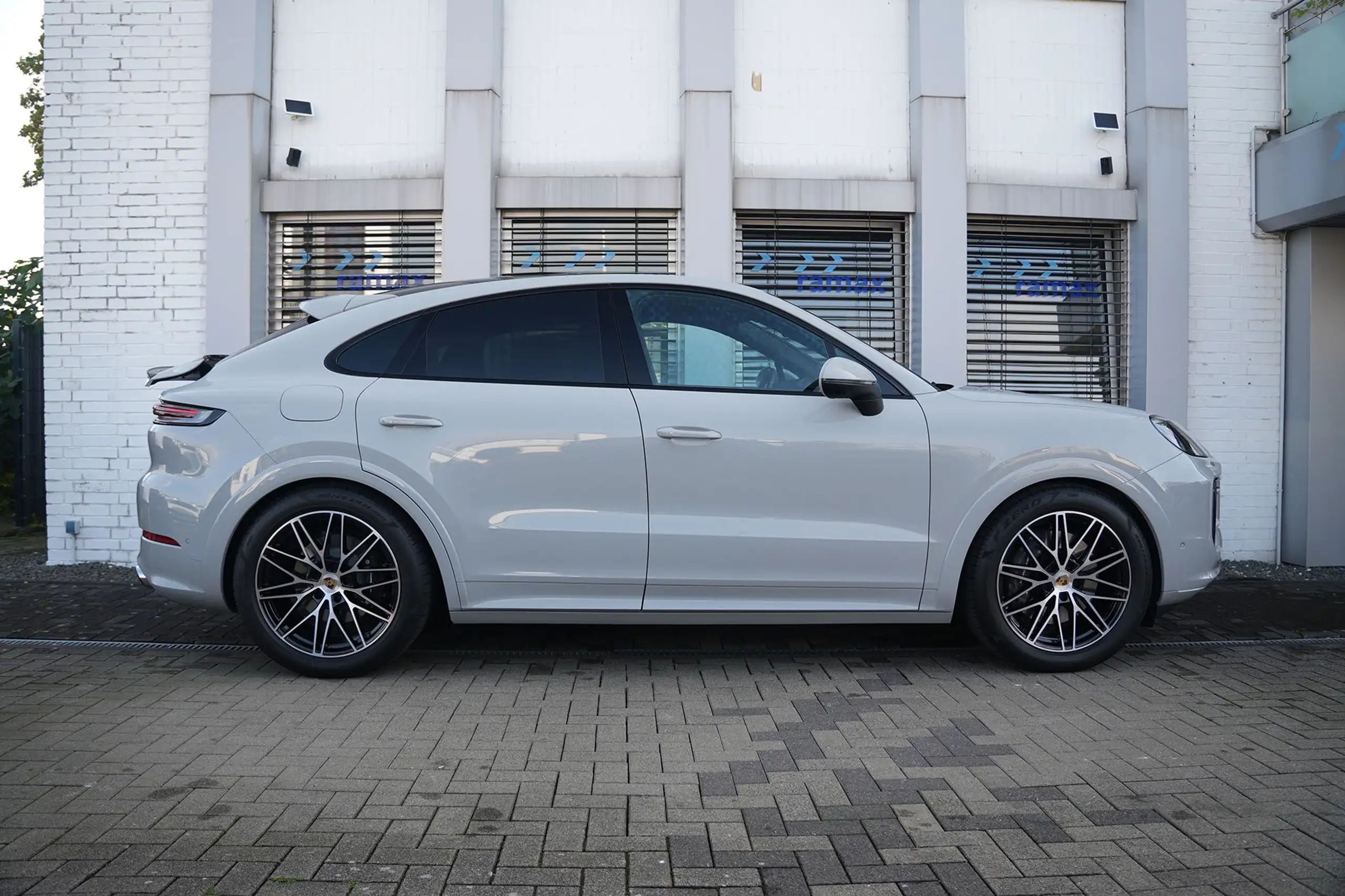 Porsche - Cayenne