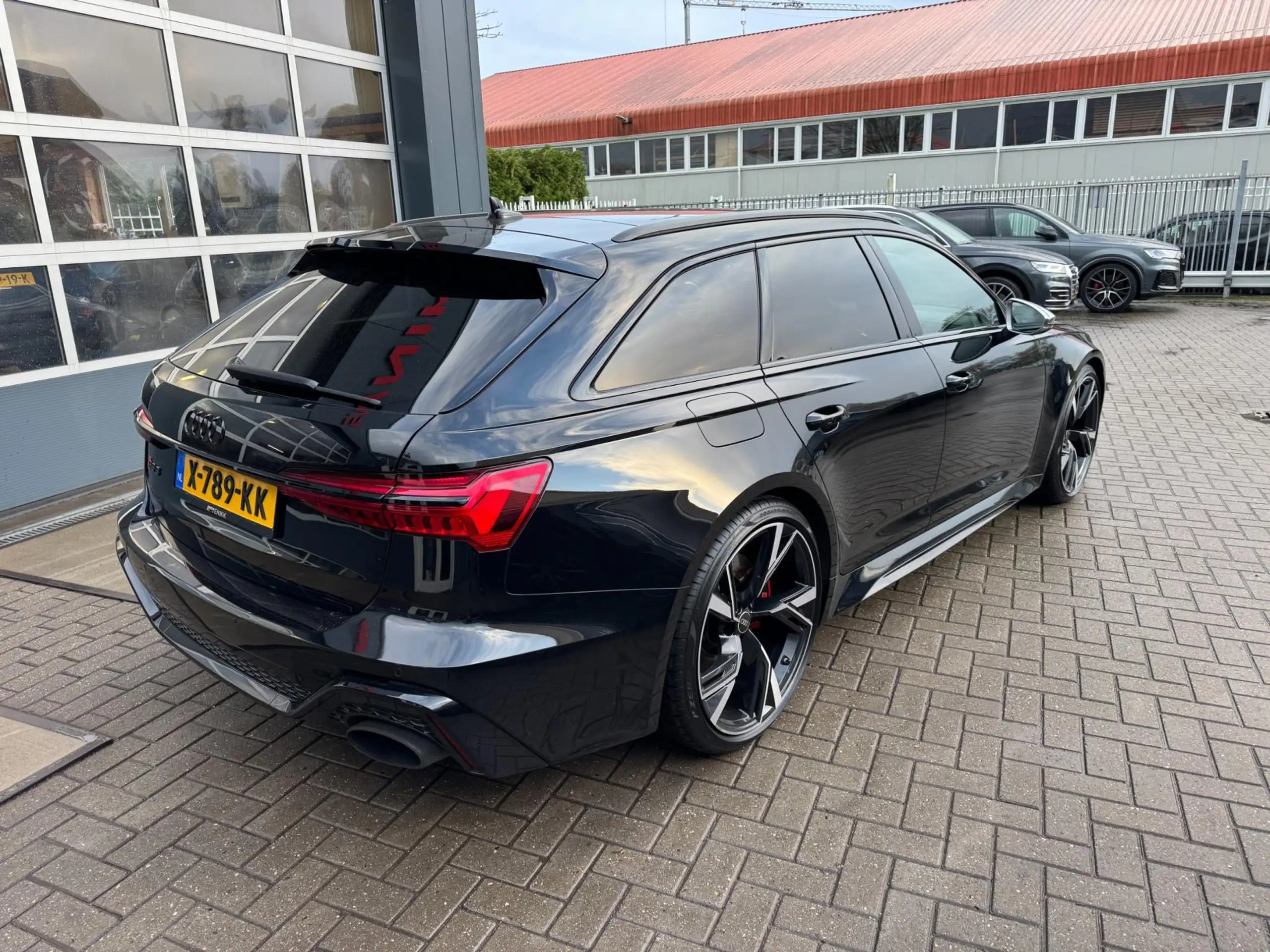 Audi - RS6