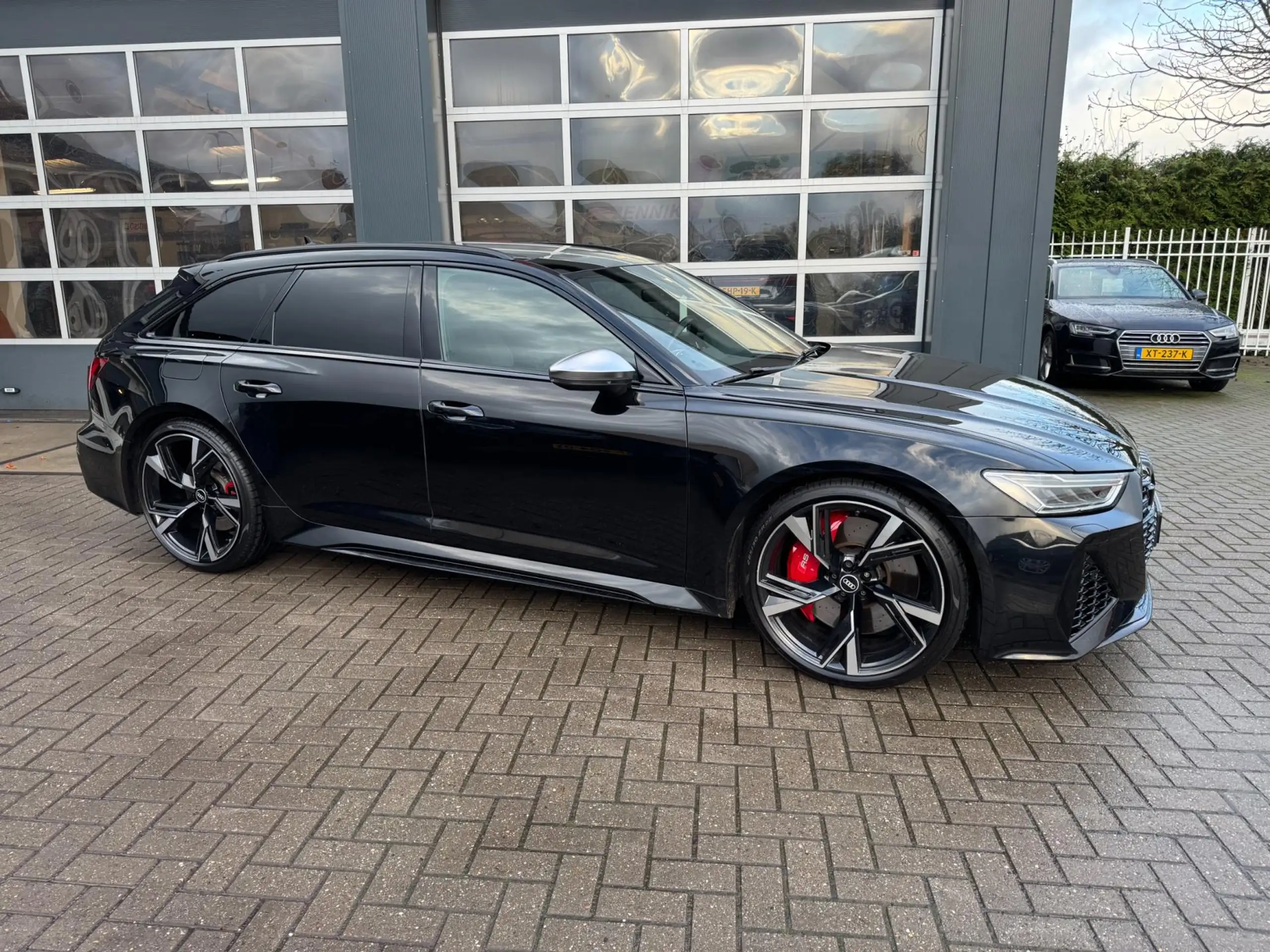 Audi - RS6