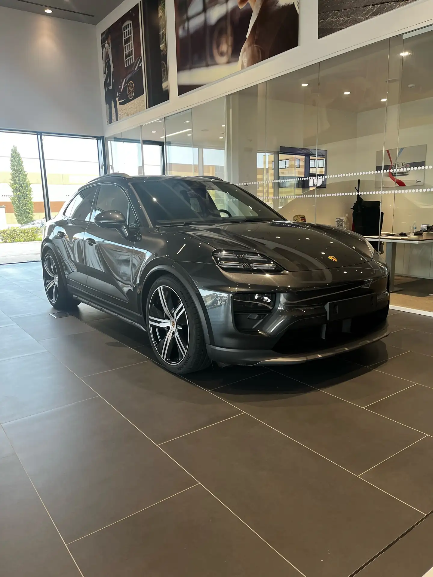 Porsche - Macan