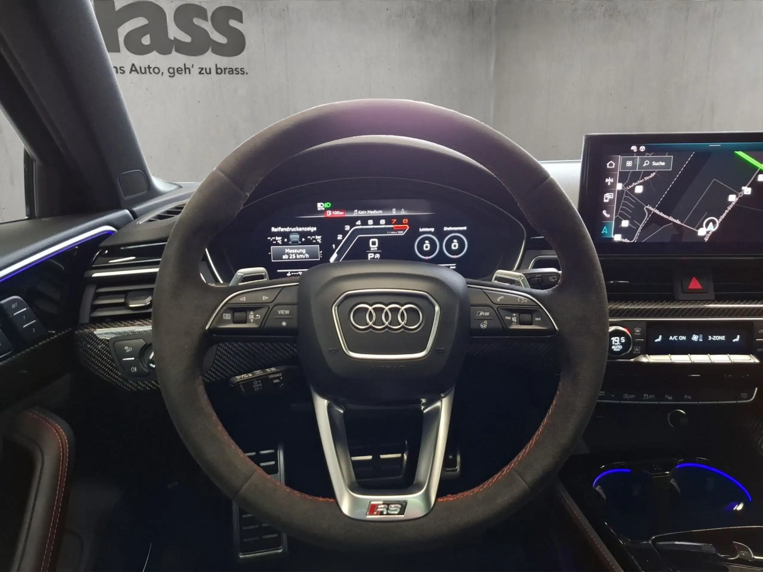 Audi - RS4