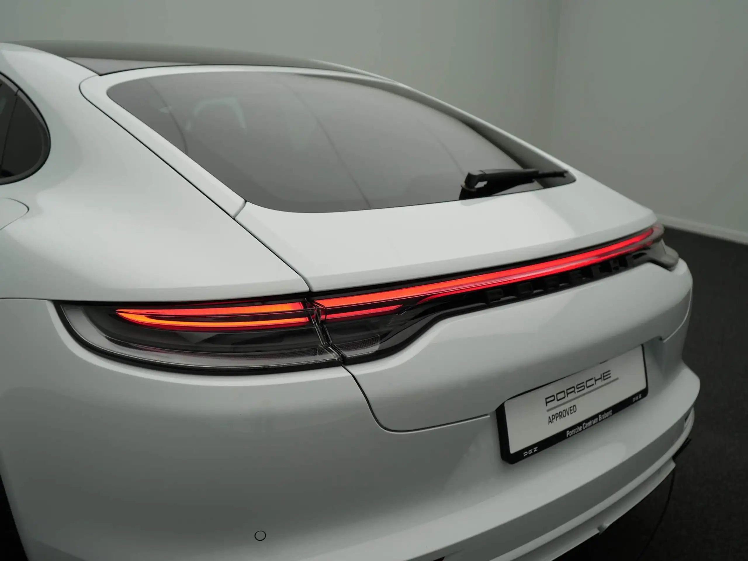 Porsche - Panamera