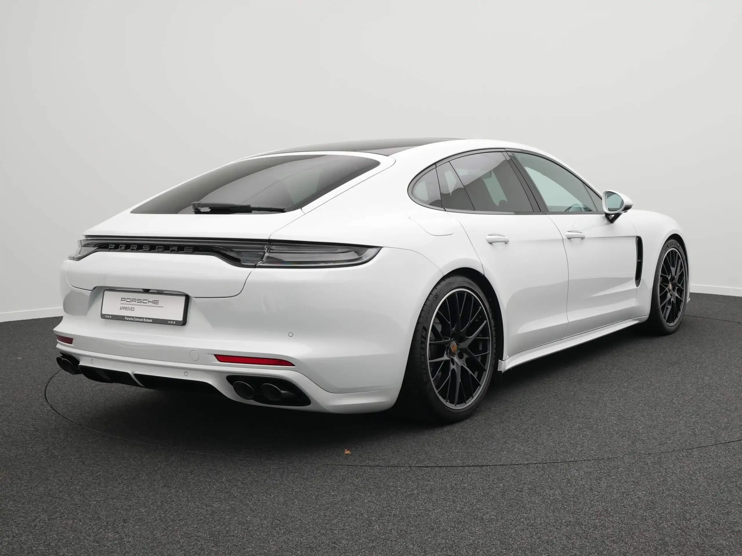 Porsche - Panamera