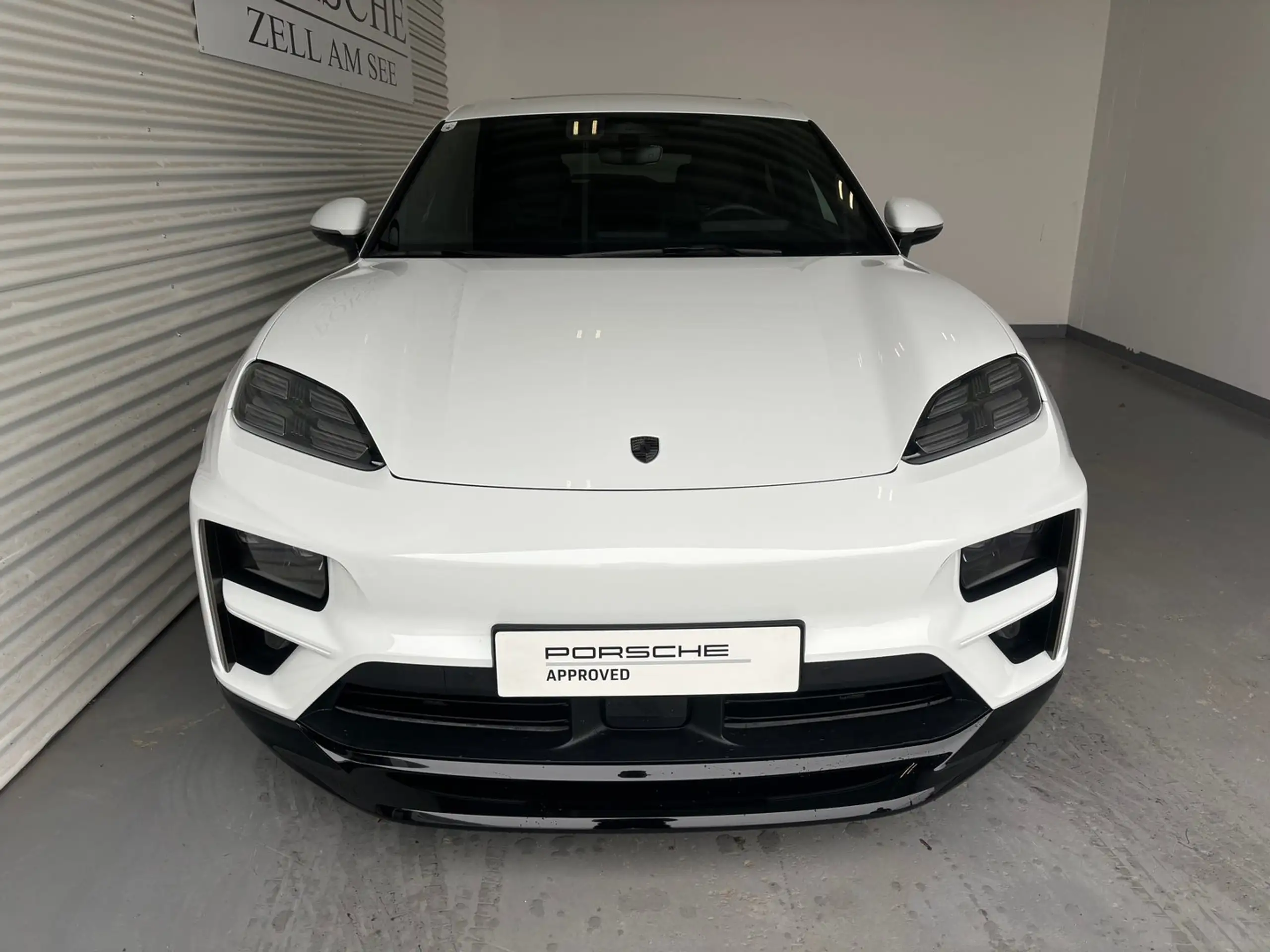 Porsche - Macan