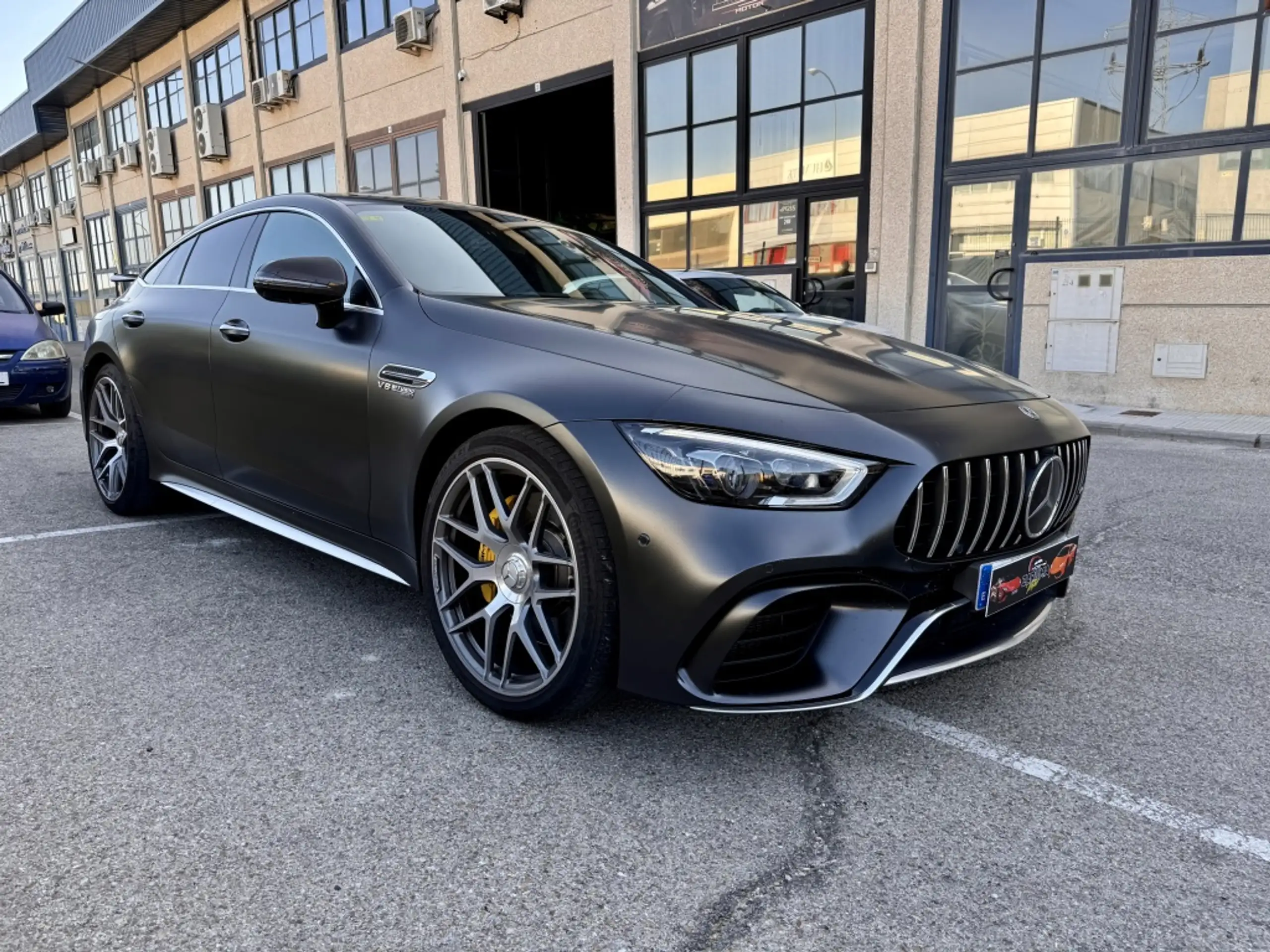 Mercedes-Benz - AMG GT