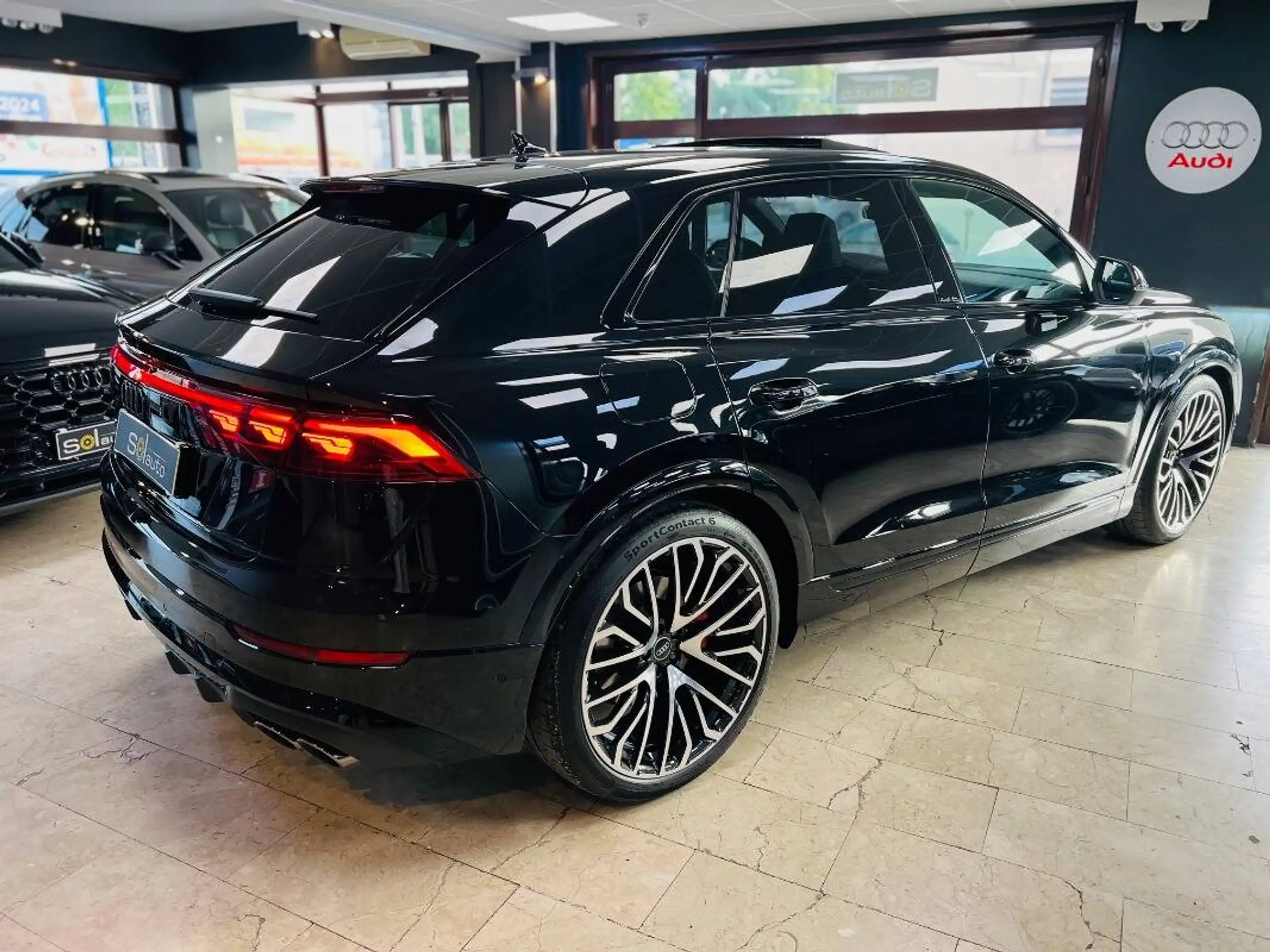 Audi - SQ8