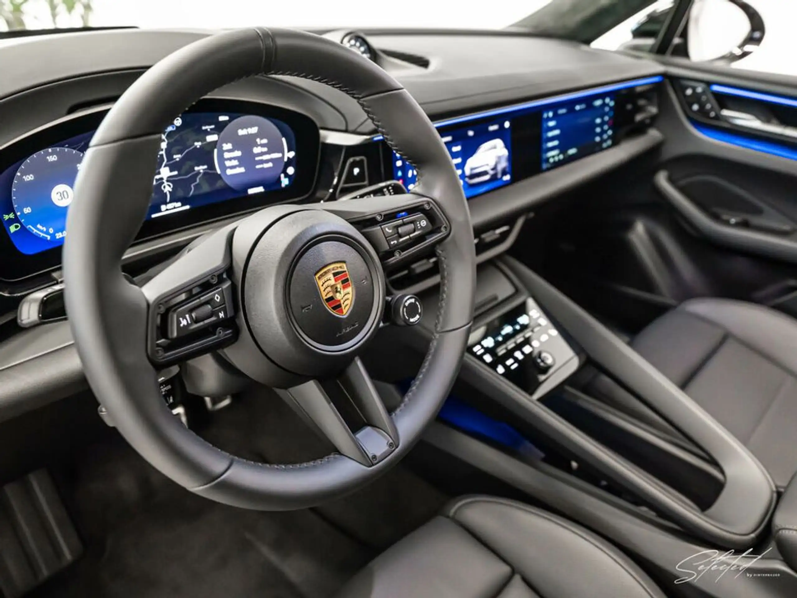 Porsche - Macan