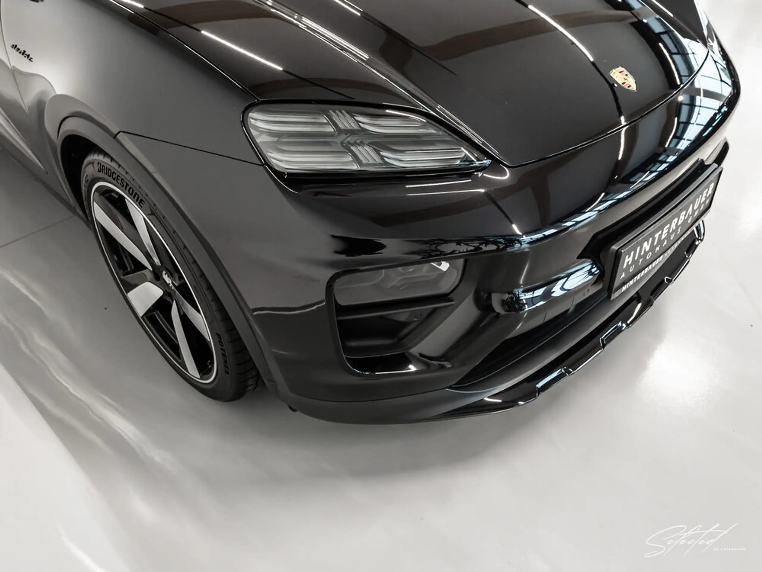 Porsche - Macan