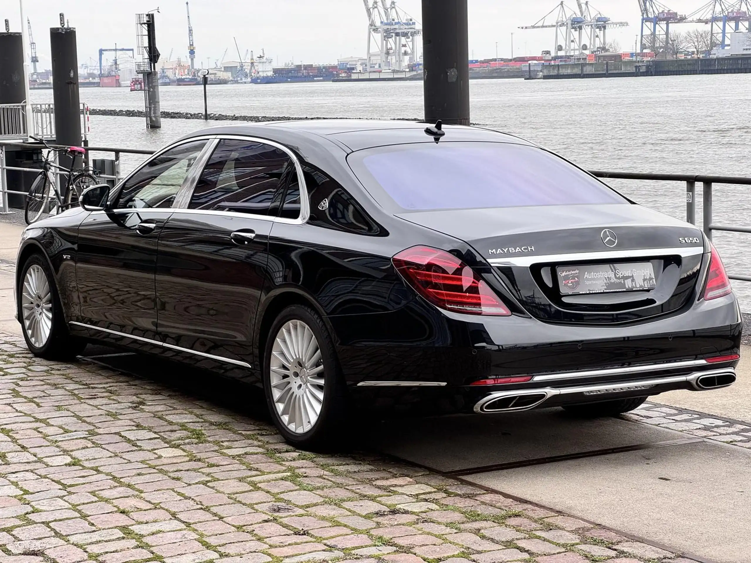 Mercedes-Benz - S 650