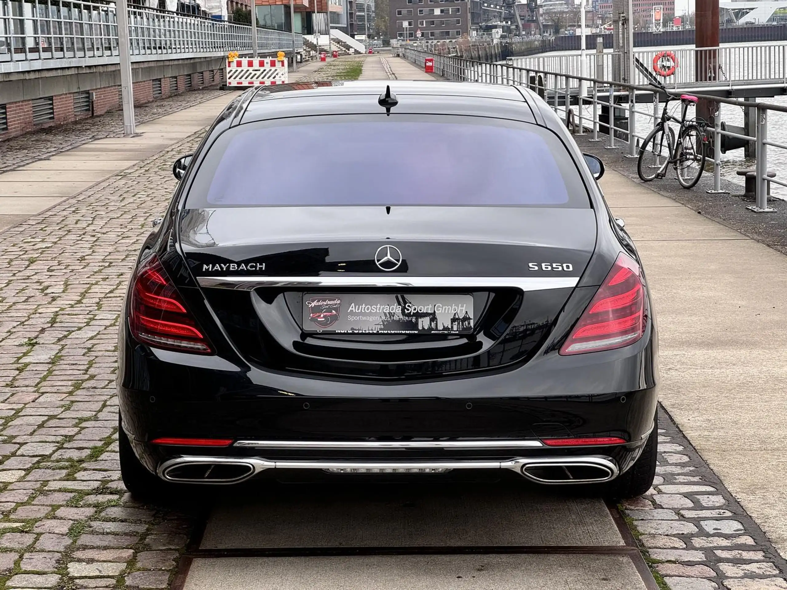 Mercedes-Benz - S 650