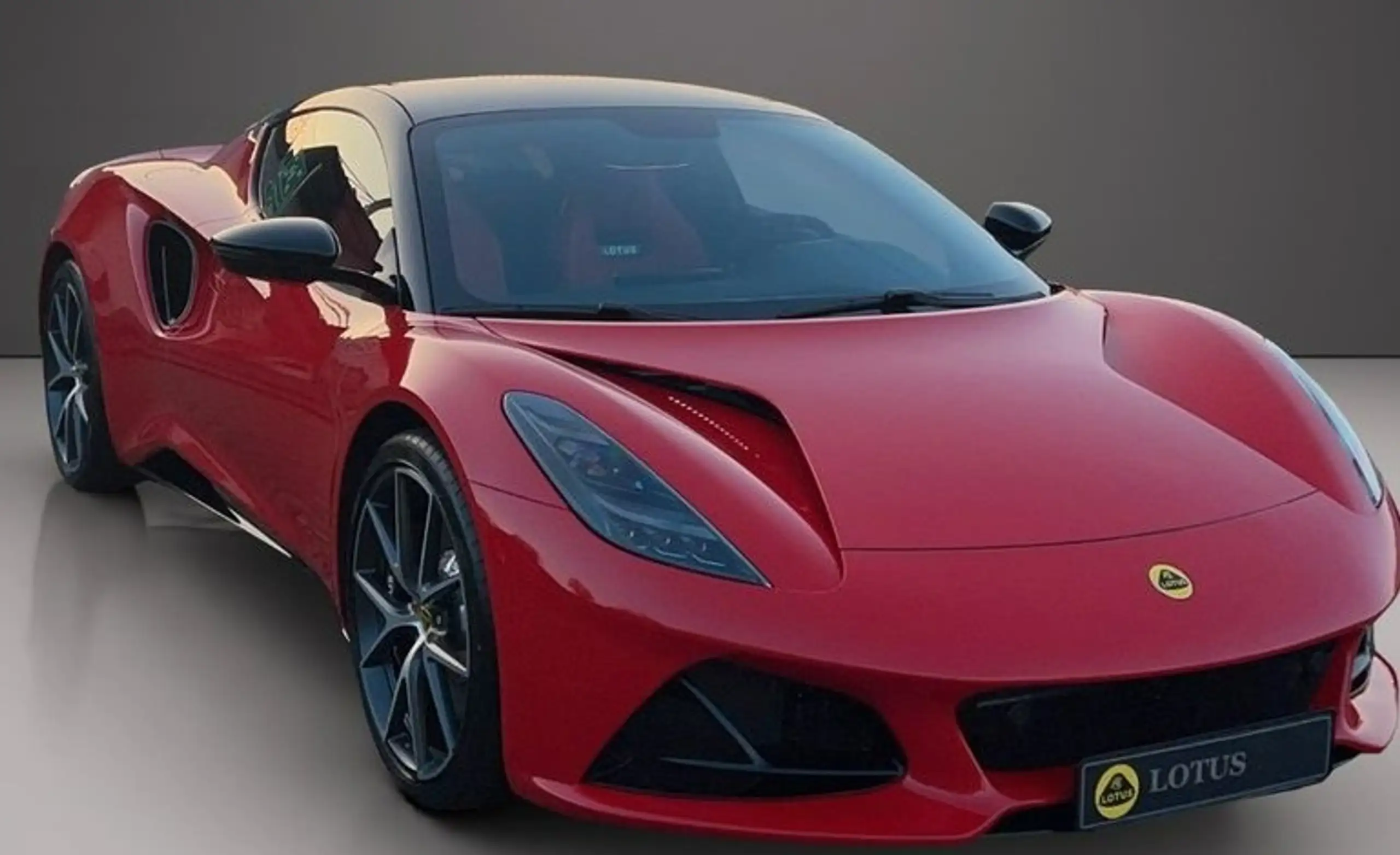 Lotus Emira 2024