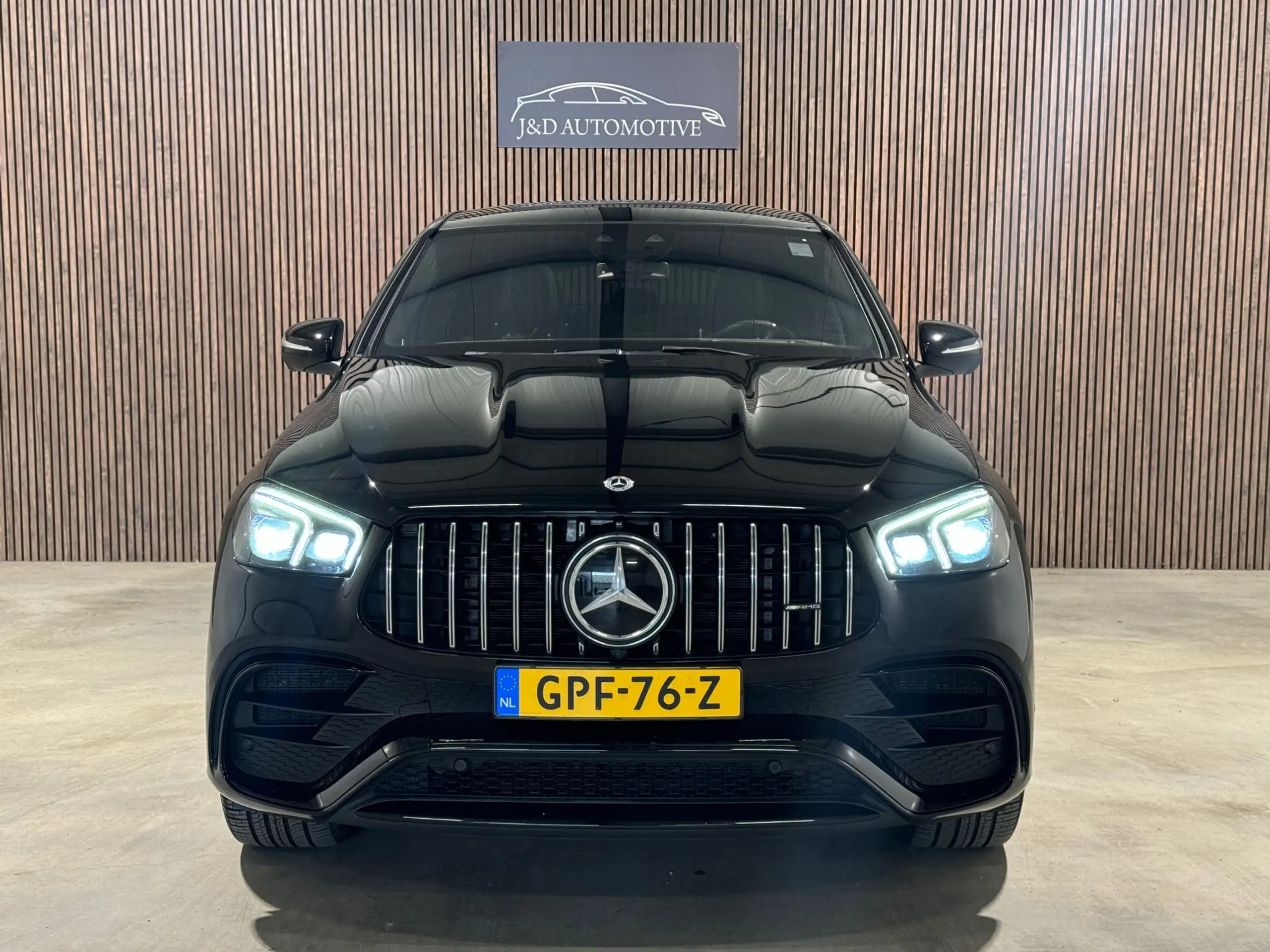 Mercedes-Benz - GLE 63 AMG