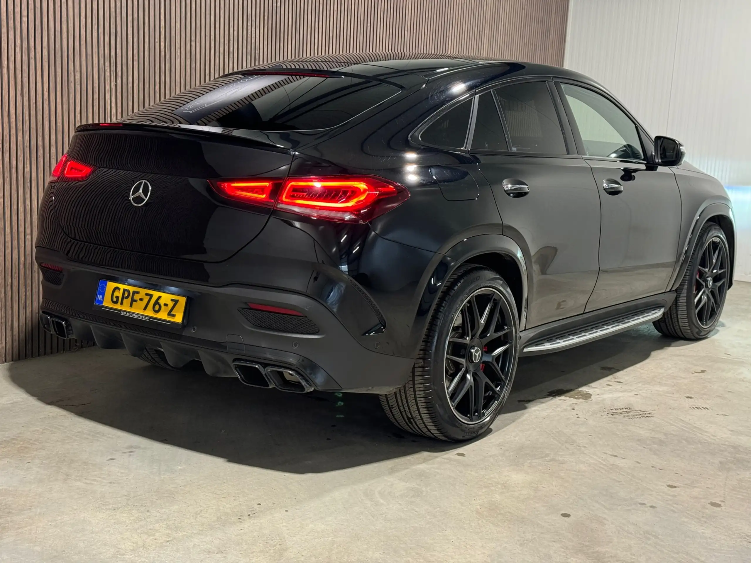 Mercedes-Benz - GLE 63 AMG