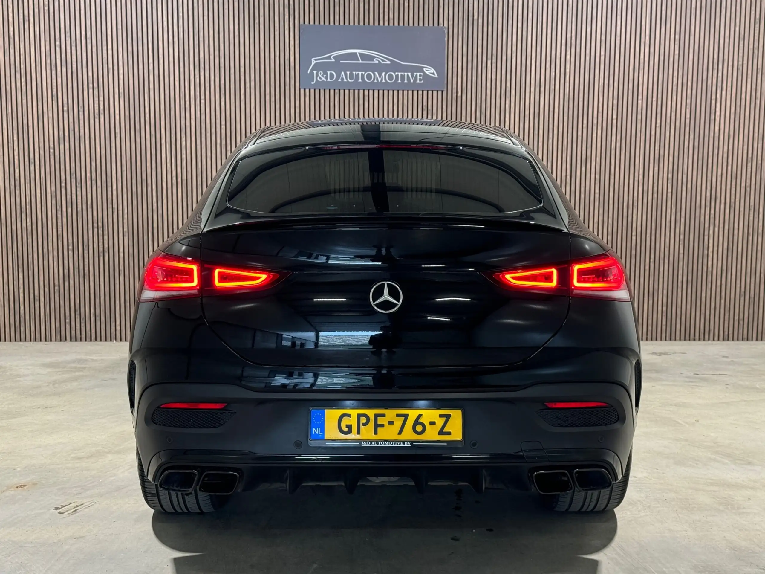 Mercedes-Benz - GLE 63 AMG