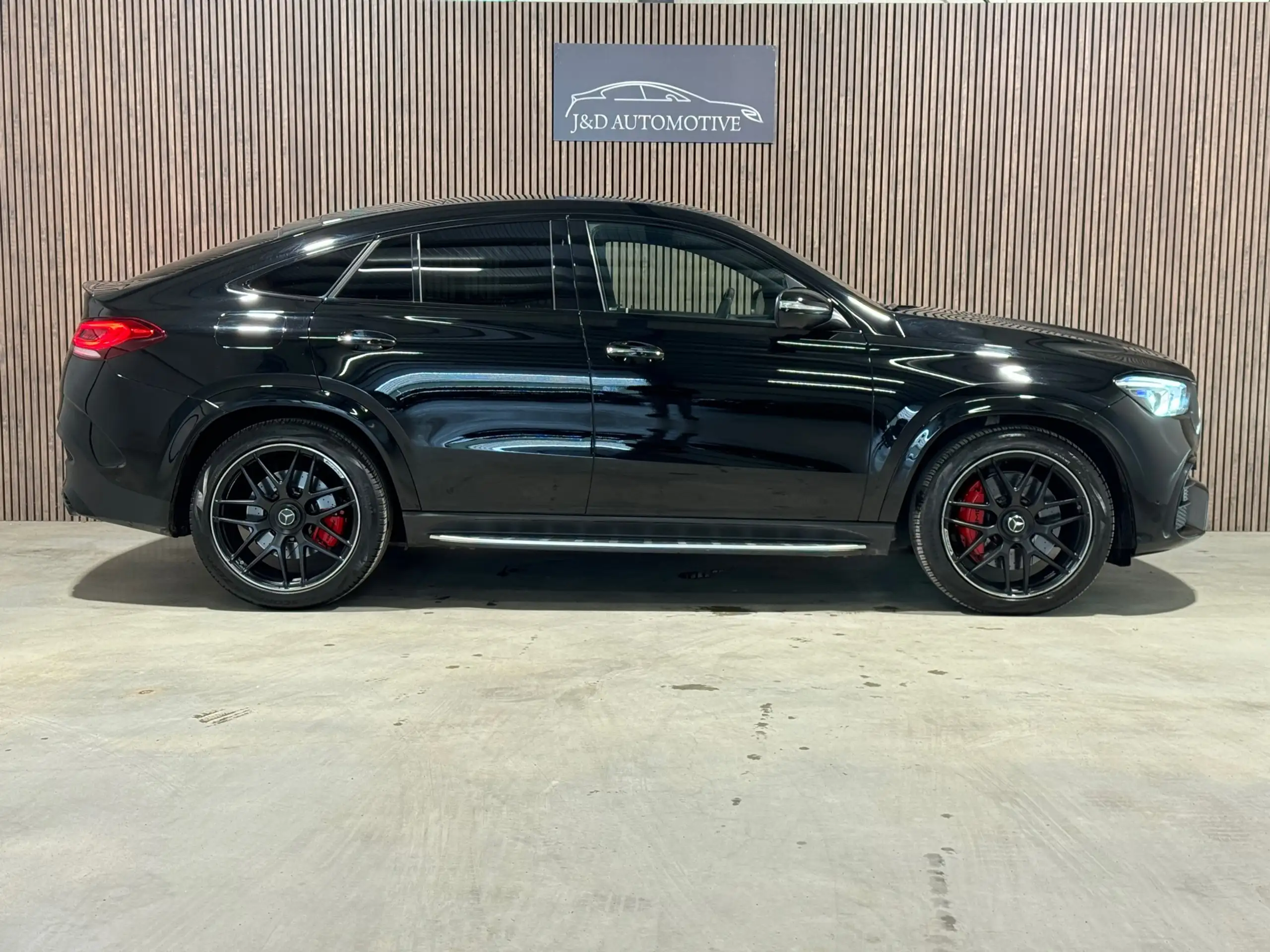 Mercedes-Benz - GLE 63 AMG